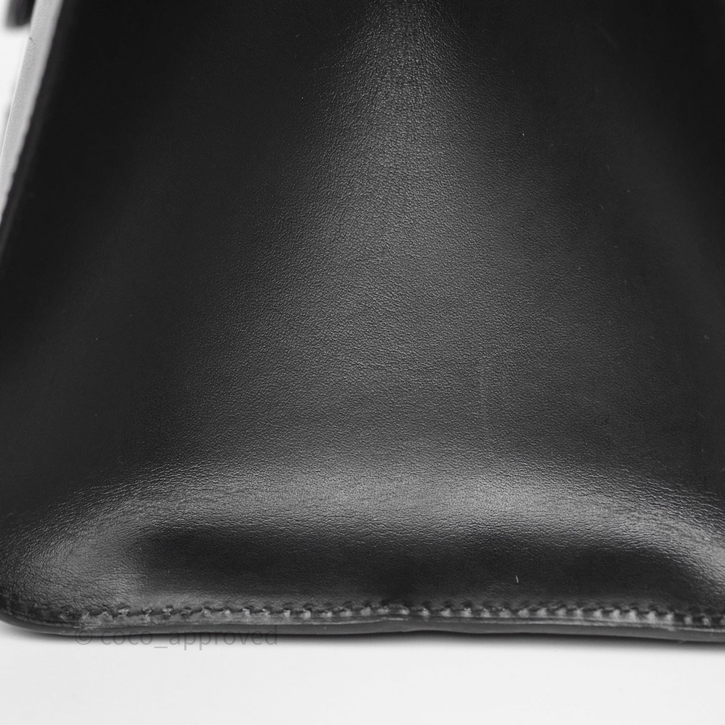 Delvaux Brillant L'Humour MM Black Calfskin