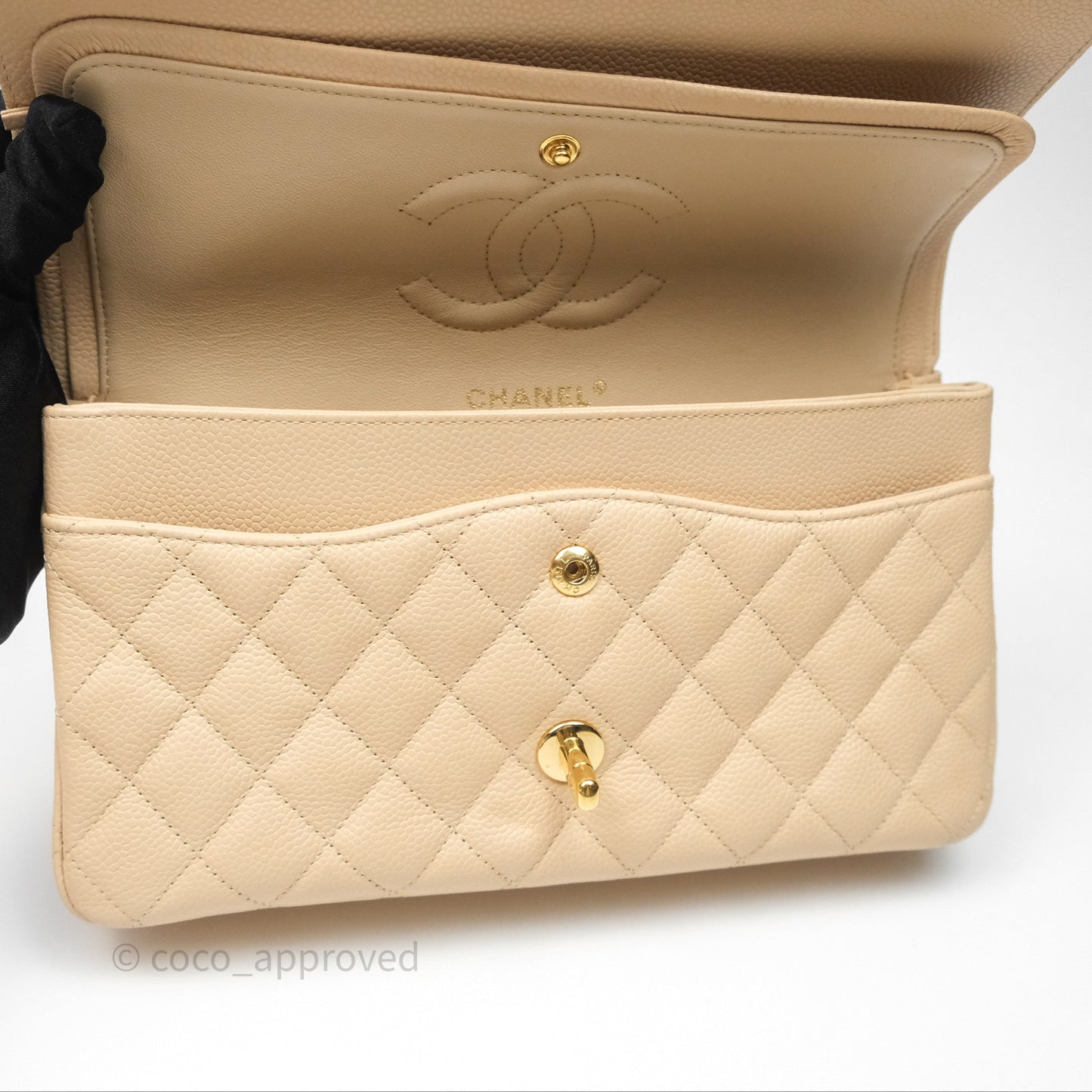Chanel M/L Medium Classic Flap Quilted Beige Caviar Gold Hardware