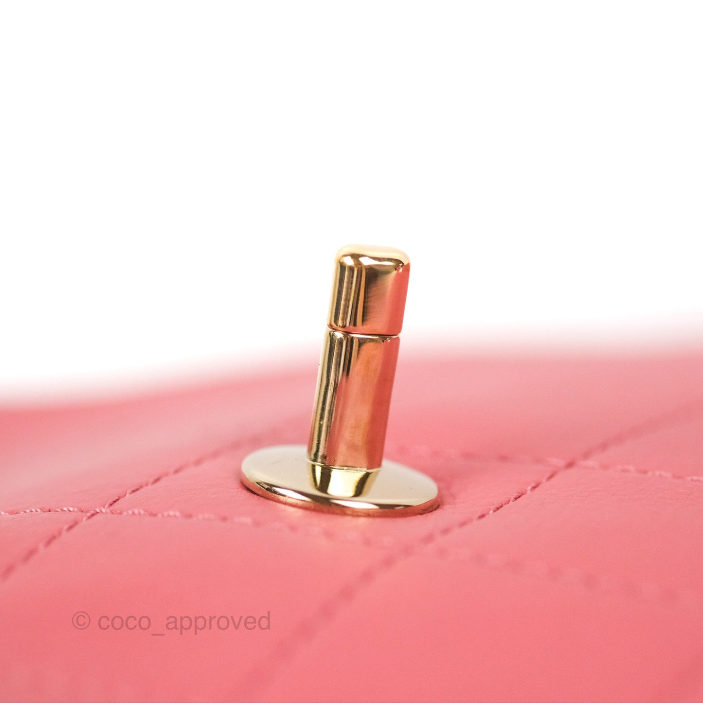 Chanel Small Flat Quilt Round Flap Bag Pink Calfskin Gold Hardware