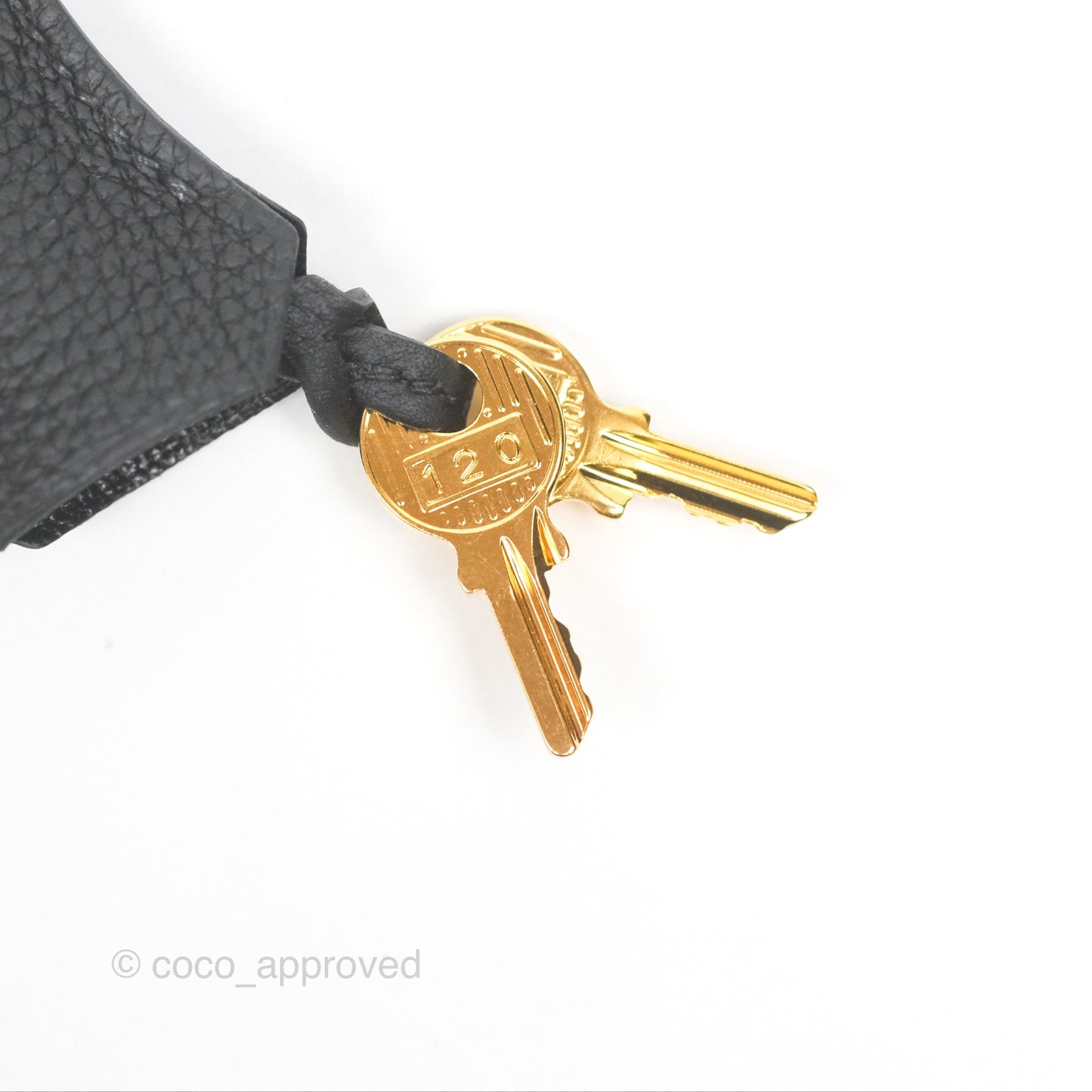Hermès Retourne Kelly 28 Black Noir 89 Togo Gold Hardware
