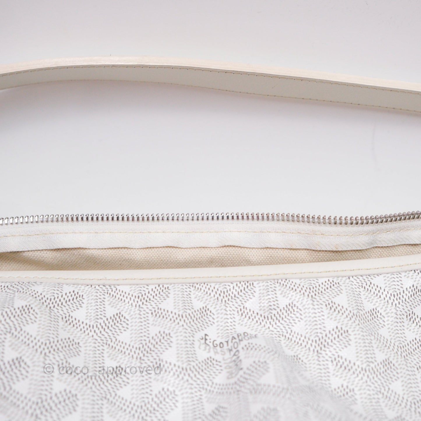 Goyard Bohème Hobo Bag PM White Goyardine Canvas