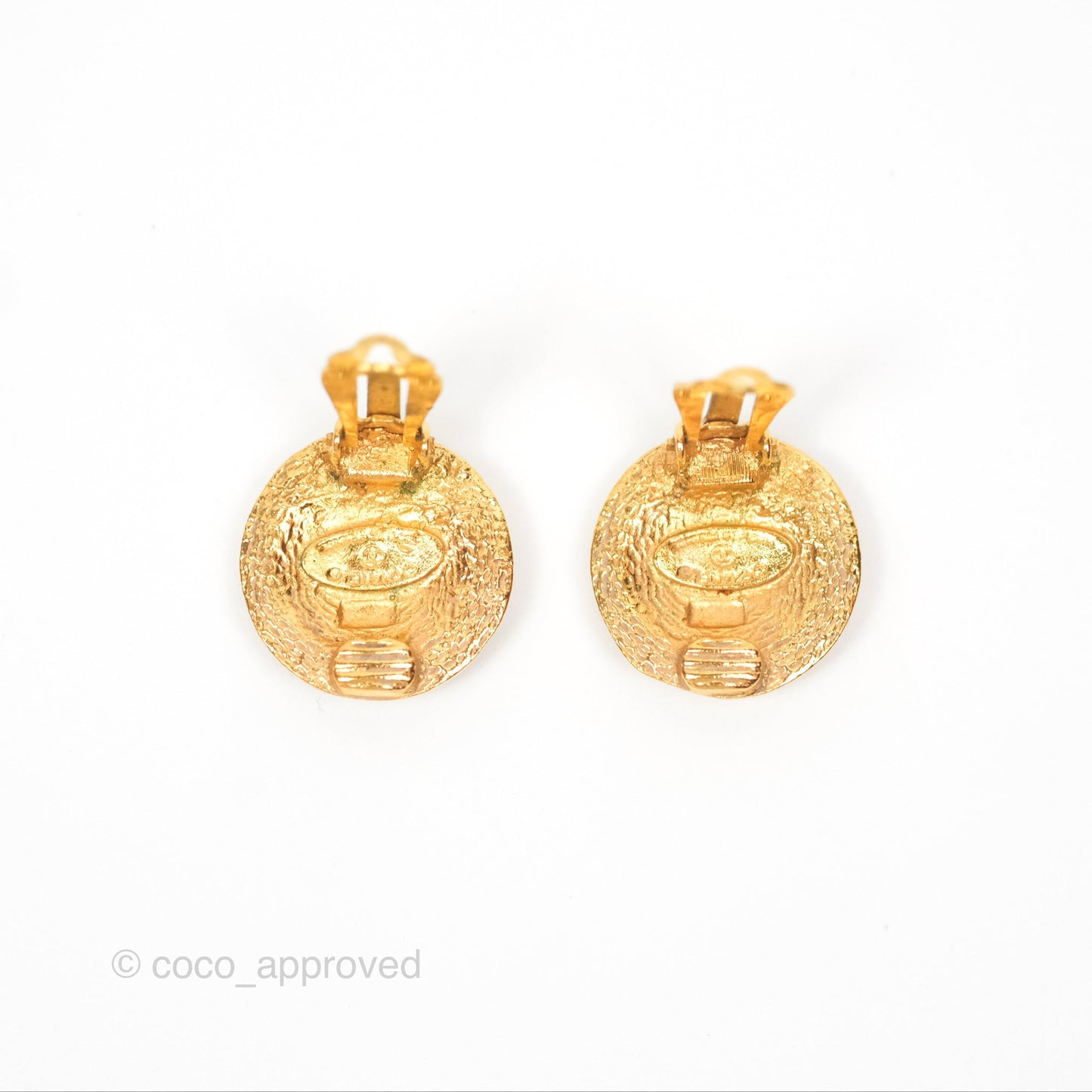 Chanel Vintage CC Round Earrings Gold Clip On