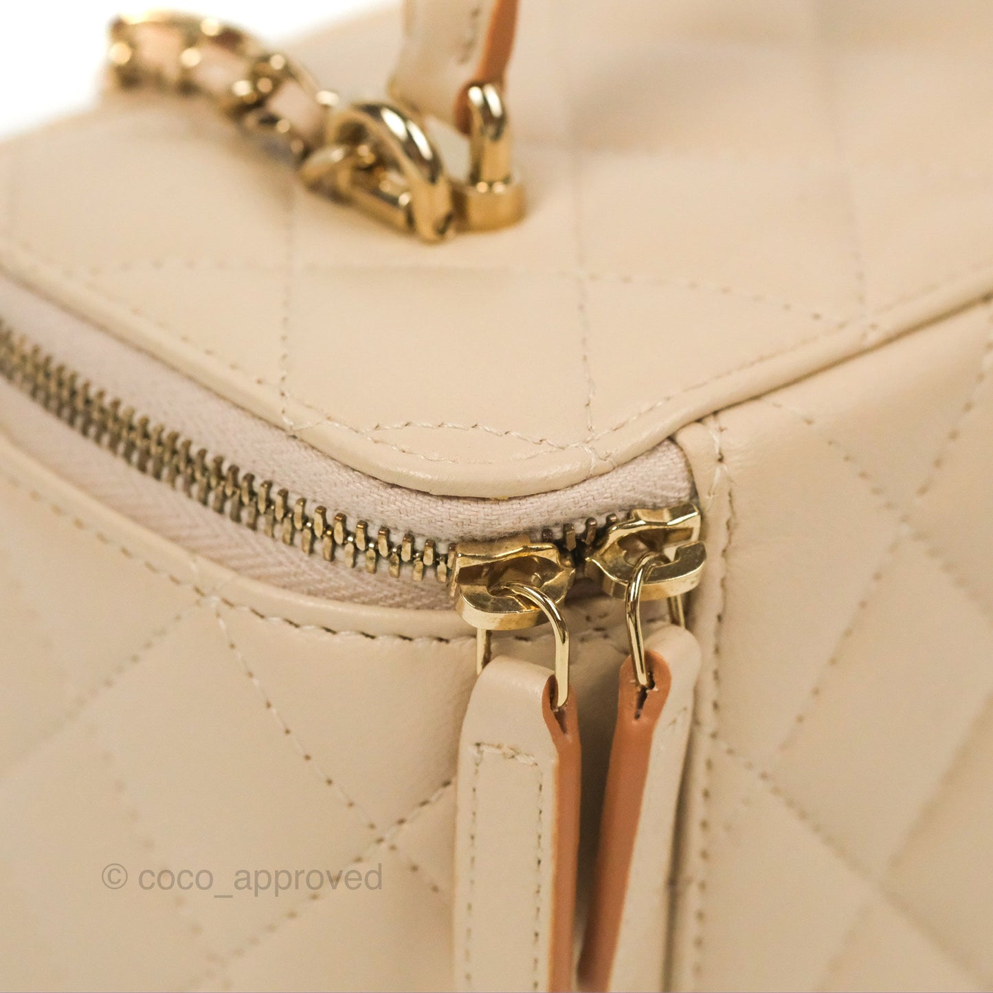 Chanel Vanity Rectangular Top Handle Ecru/Beige Lambskin Gold Hardware 23P