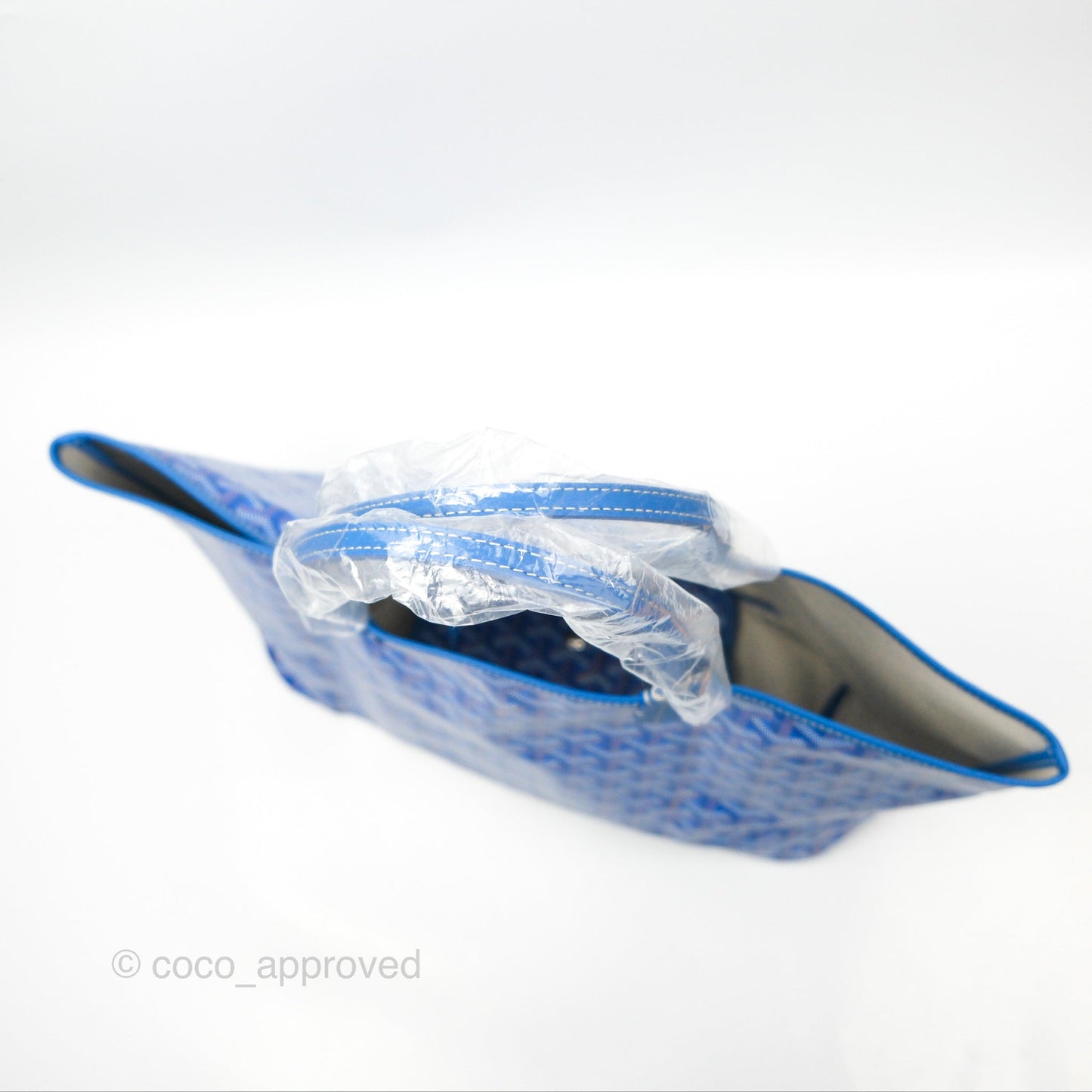 Goyard St Louis Tote PM ⁣⁣⁣⁣⁣⁣⁣⁣⁣⁣⁣⁣⁣⁣⁣⁣⁣⁣⁣⁣Blue