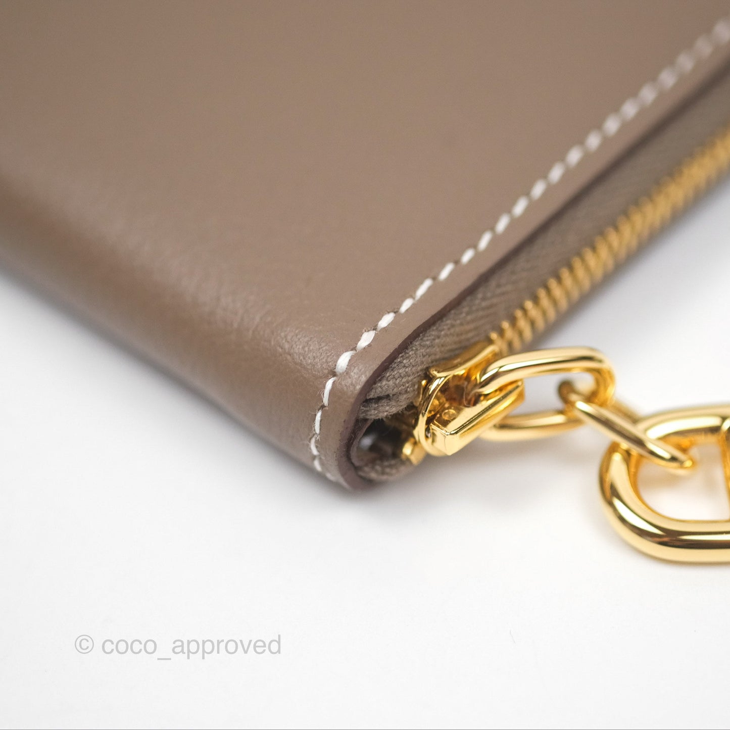 Hermès Zipengo Chaine d'Ancre Compact Card Holder Etoupe 18 Evercolor Gold Hardware