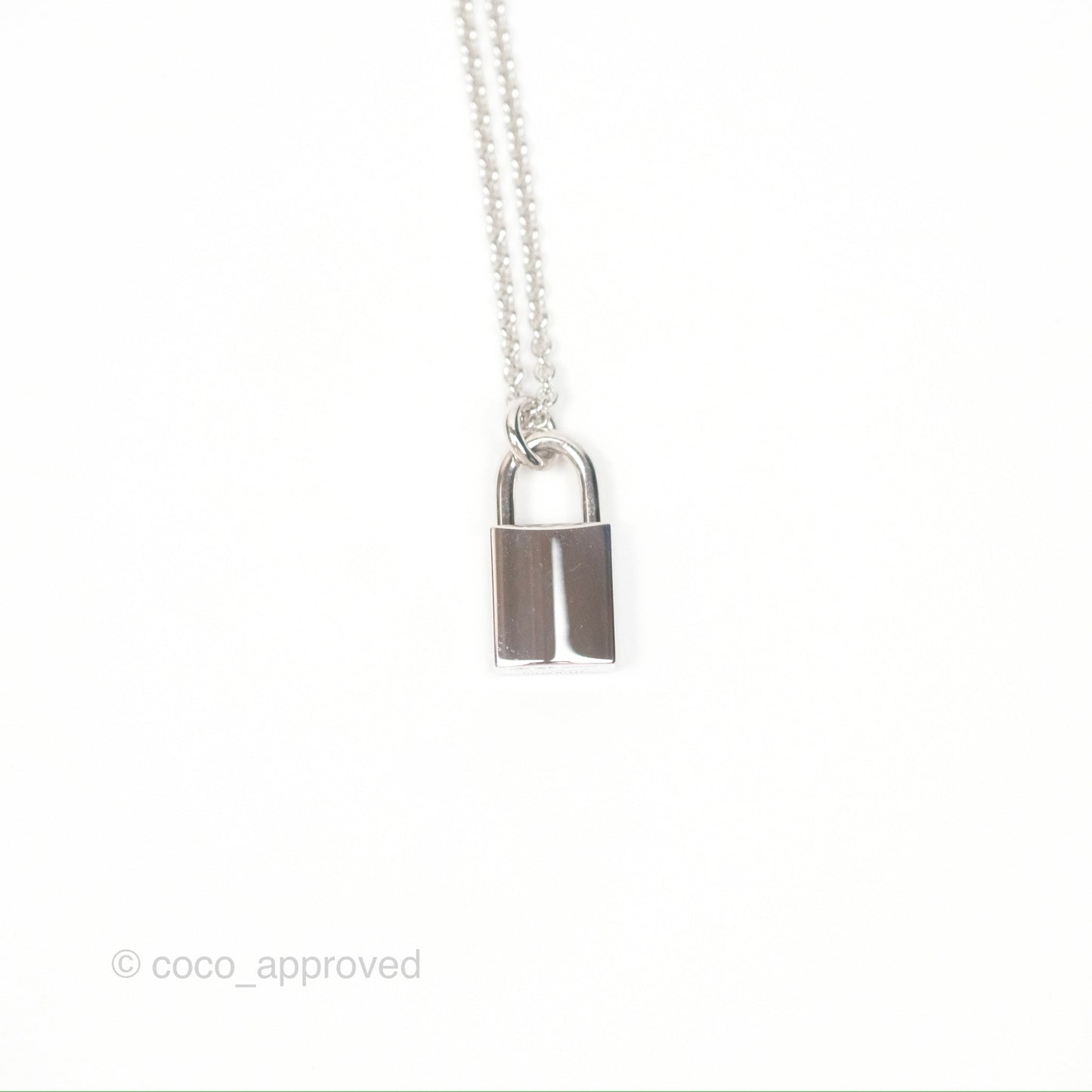Hermes Kelly Cadenas Pendant White Gold Necklace