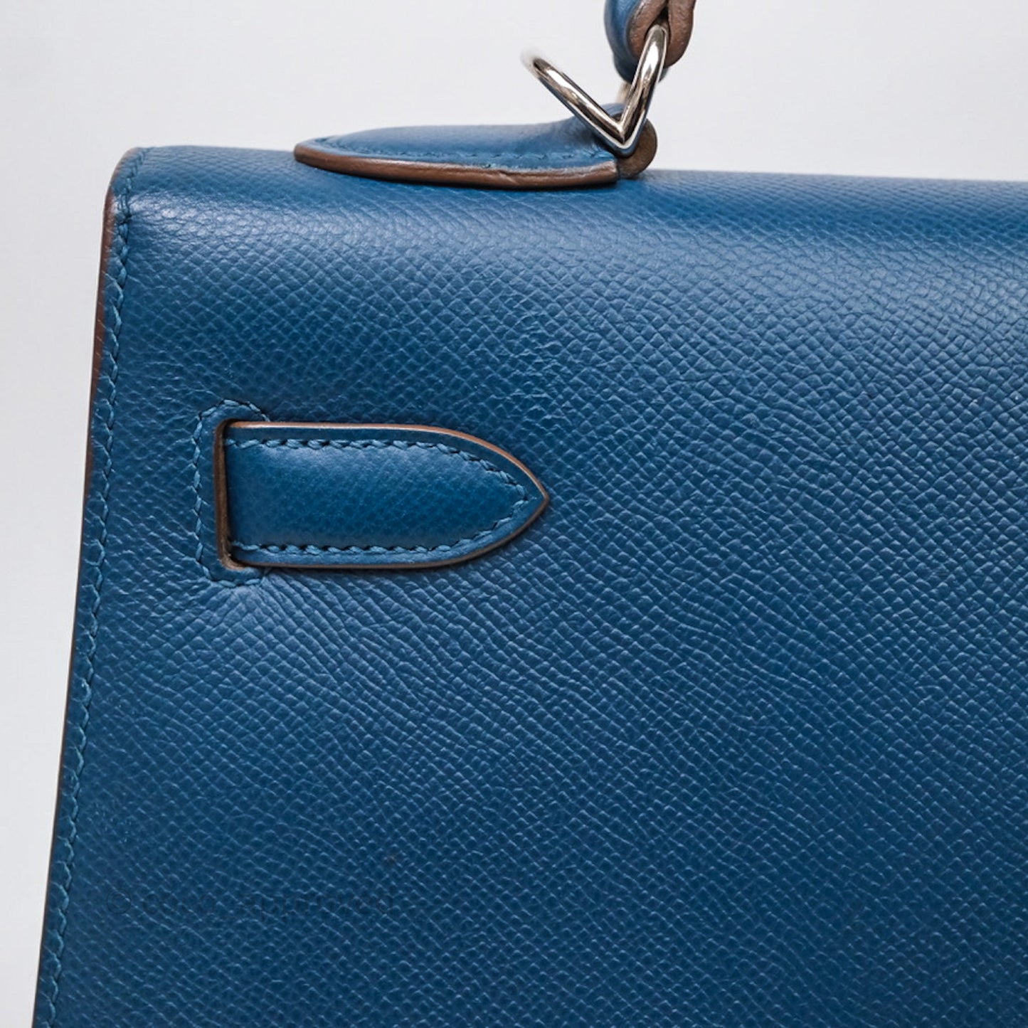 Hermès Kelly 32 Sellier Bleu Thalassa 7A/ White Epsom Palladium Hardware