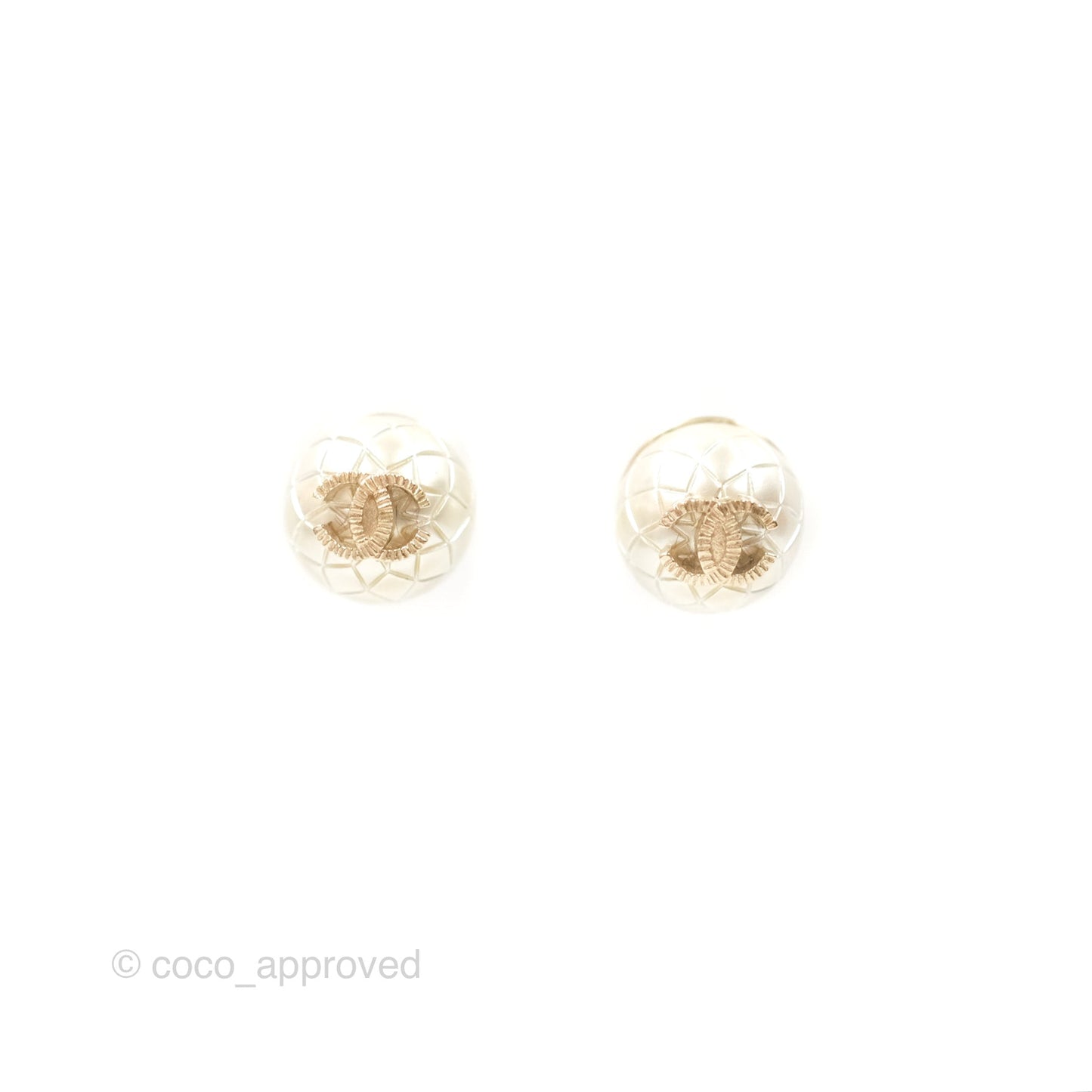 Chanel CC Round Earrings Gold Tone 16P