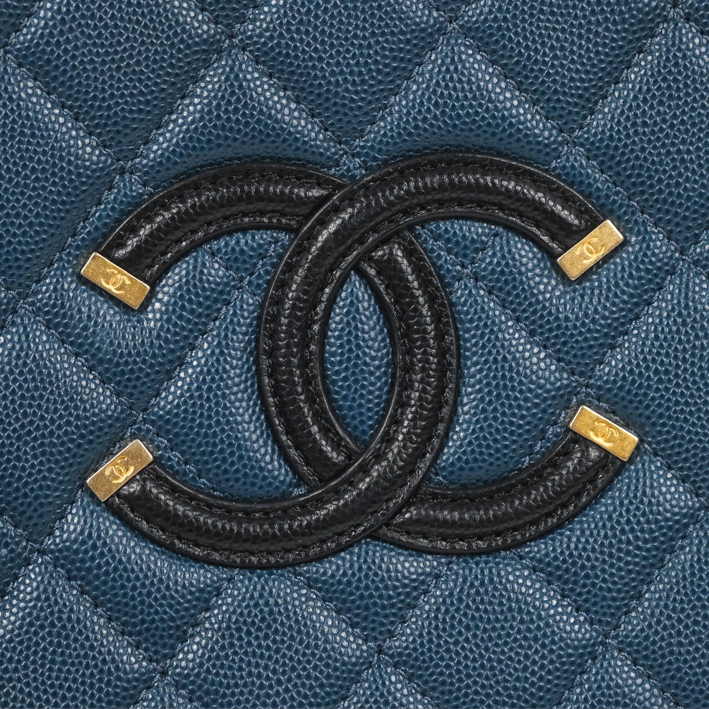Chanel Quilted Medium CC Filigree Vanity Case Navy Black Caviar Aged Gold Hardware
