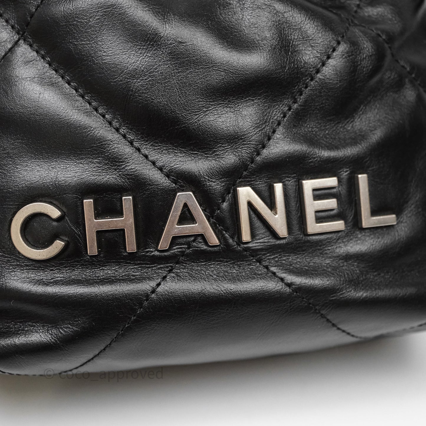 Chanel 22 Mini Bag Black Shiny Crumpled Calfskin Matte Silver Hardware