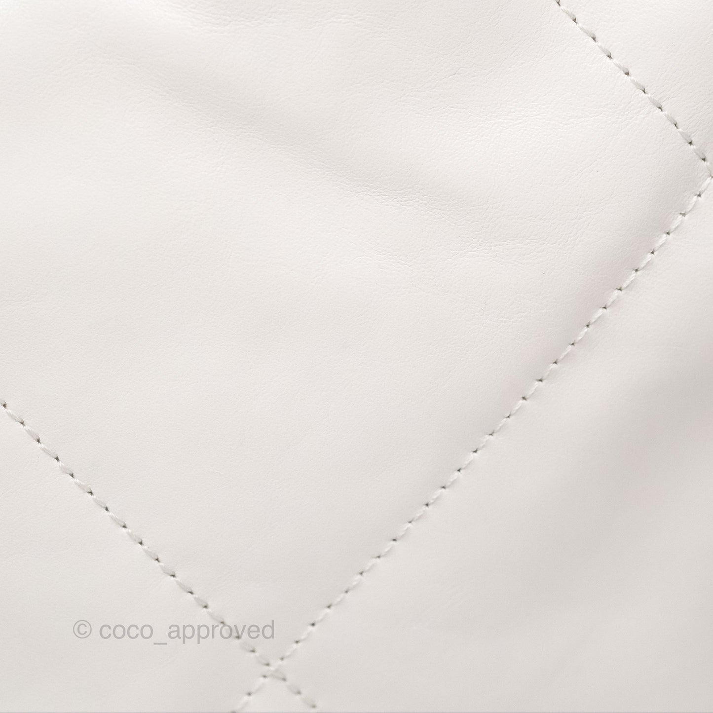 Chanel 22 Small White Shiny Calfskin Aged Gold Hardware