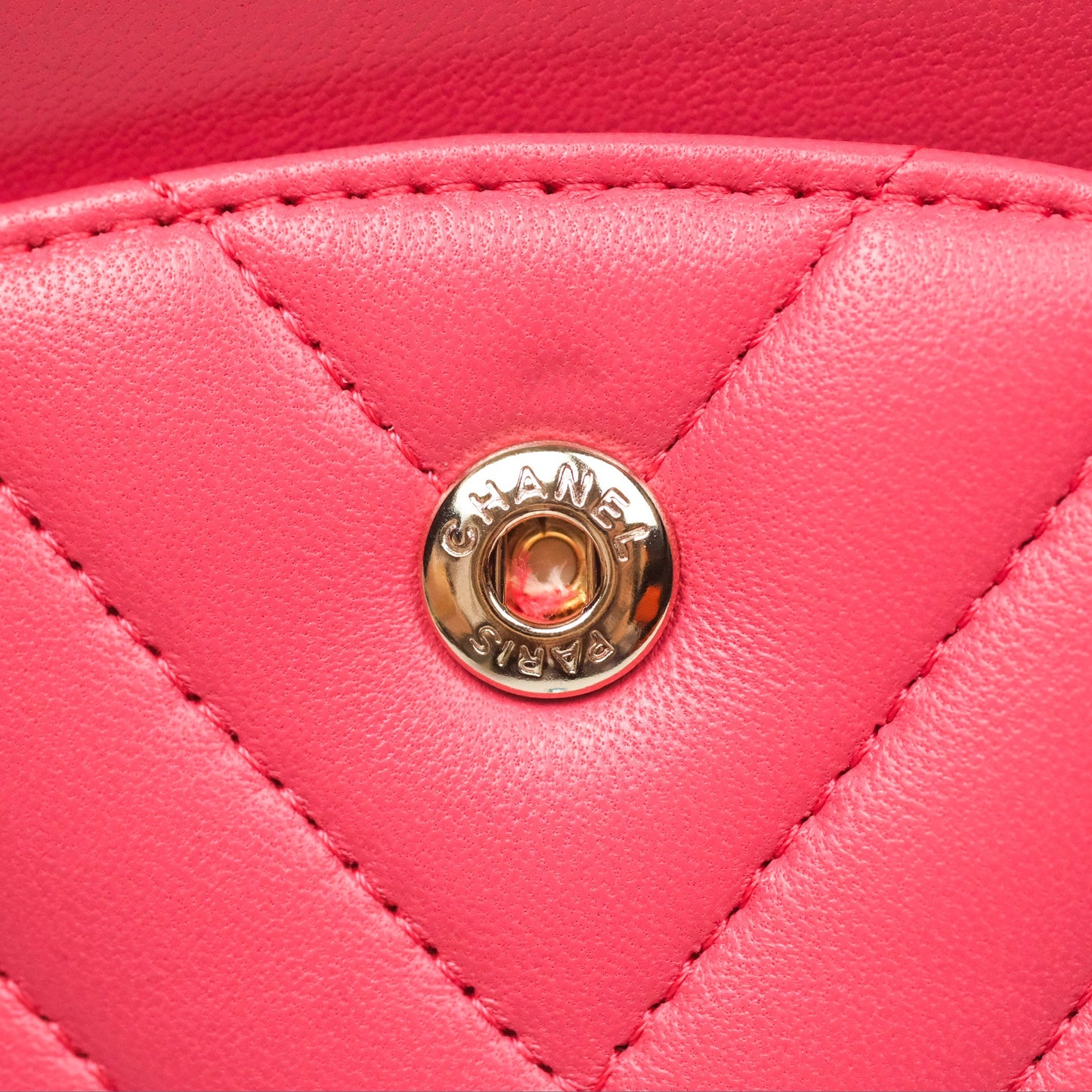 Chanel Medium Classic Flap Chevron Pink Lambskin Gold Hardware