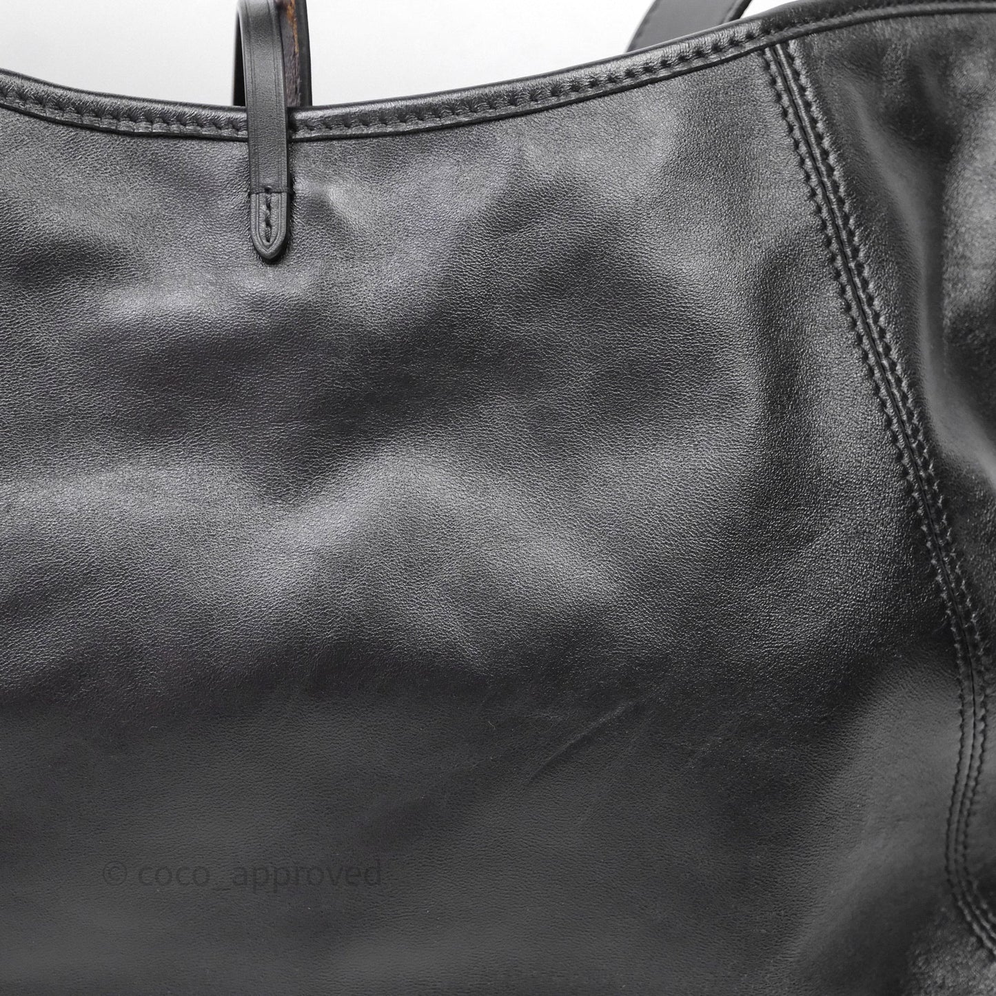 Louis Vuitton CarryAll Vibe MM Black