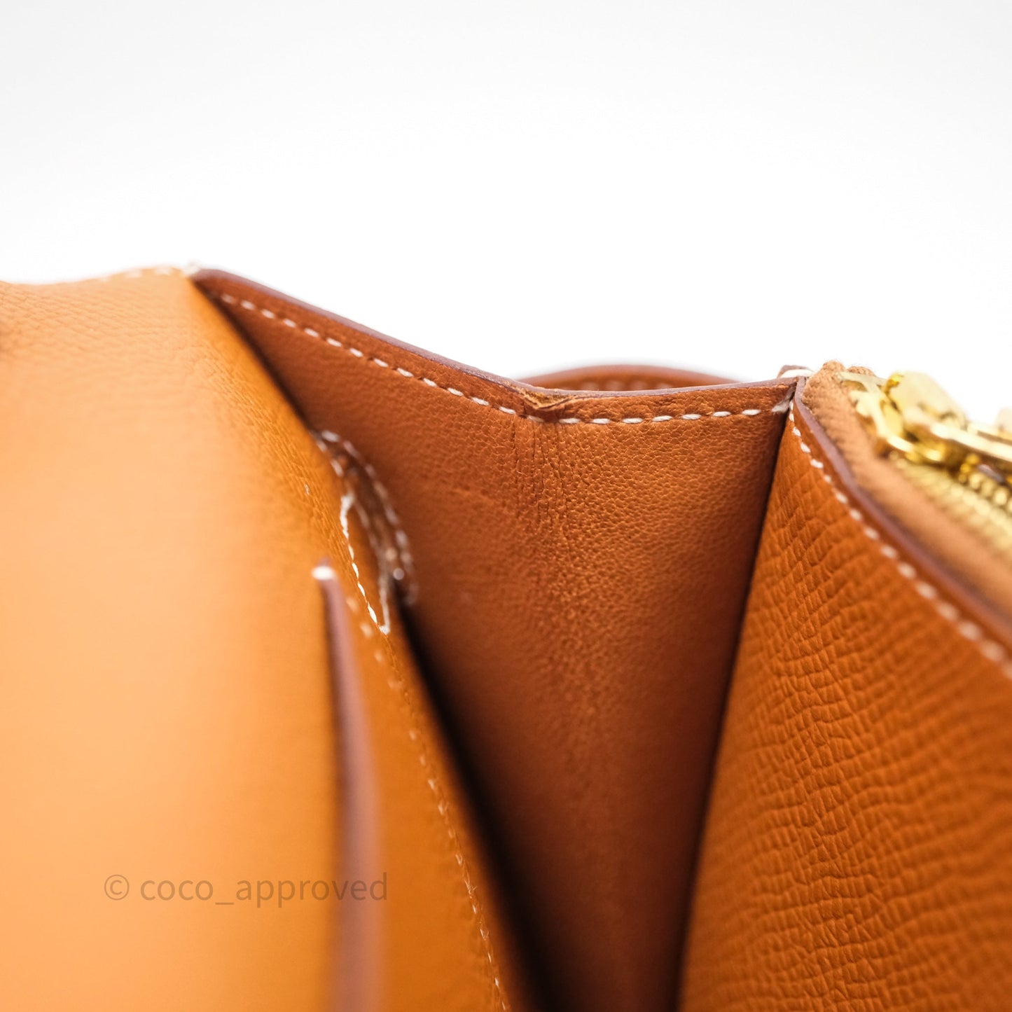 Hermès Kelly To Go Wallet Gold 37 Epsom Gold Hardware