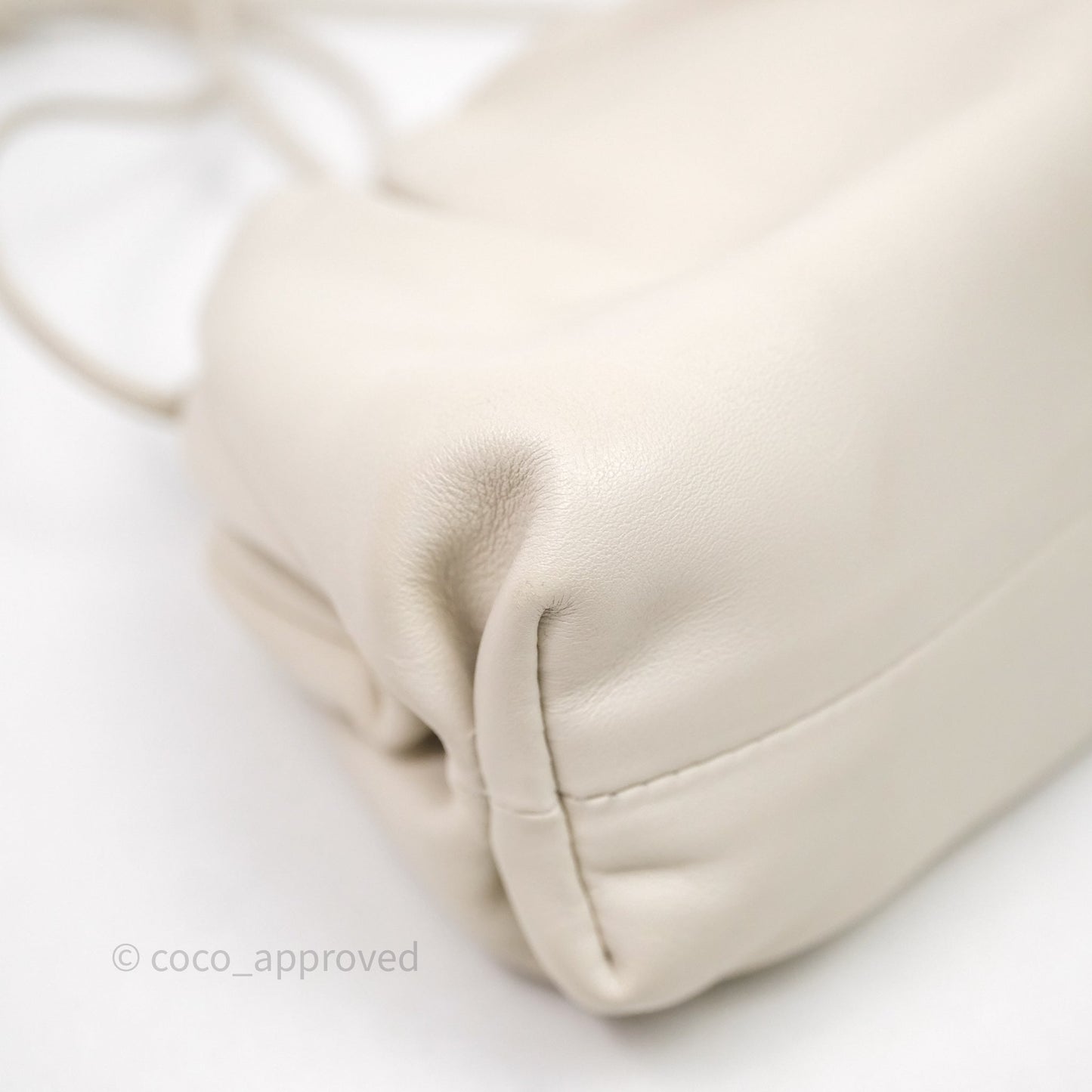 Bottega Veneta The Mini Pouch Ivory Calfskin