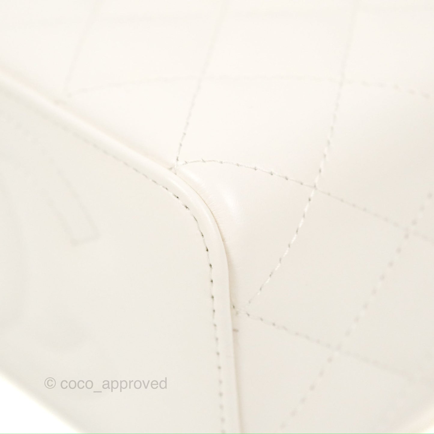 Chanel Rainbow Top Handle Vanity White Glazed Lambskin 23P