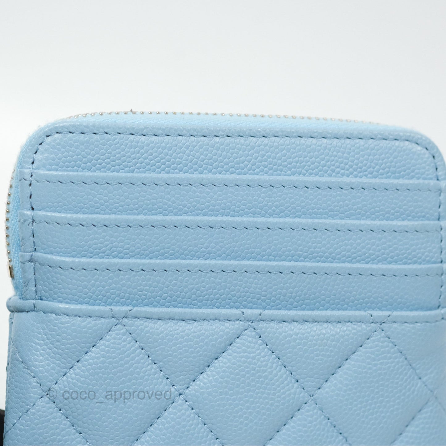 Chanel Zipped Coin Purse Card Holder Blue Caviar 22S