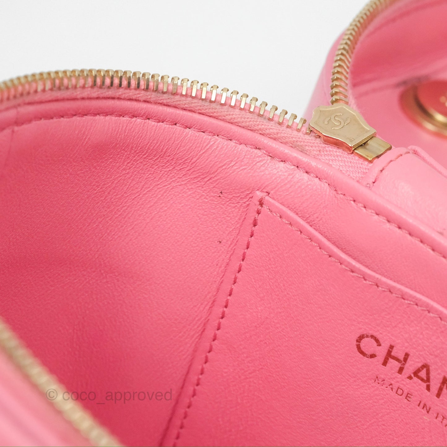 Chanel Small Quilted Top Handle Vanity Case Pink Lambskin Gold Hardware
