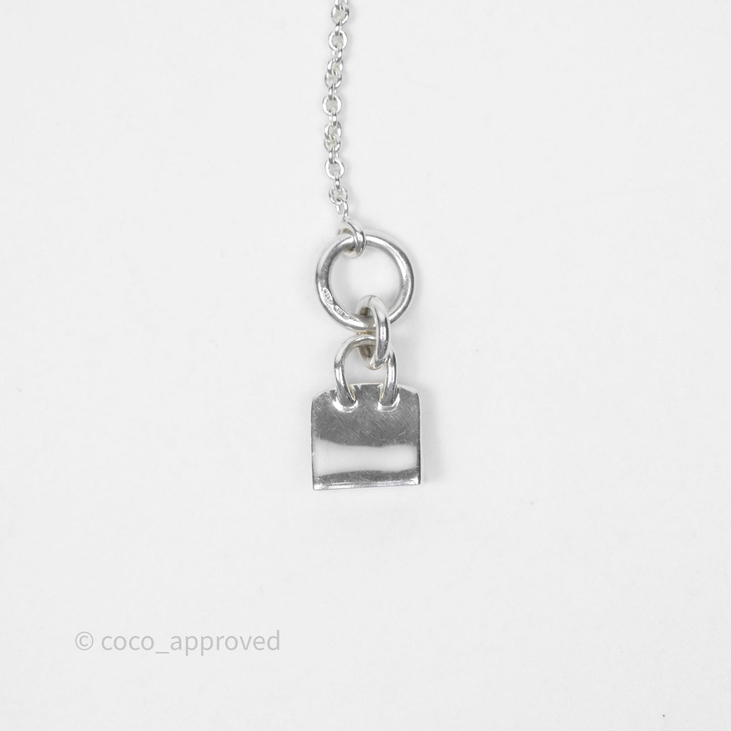 Hermès Amulettes Kelly Pendant in Sterling Silver