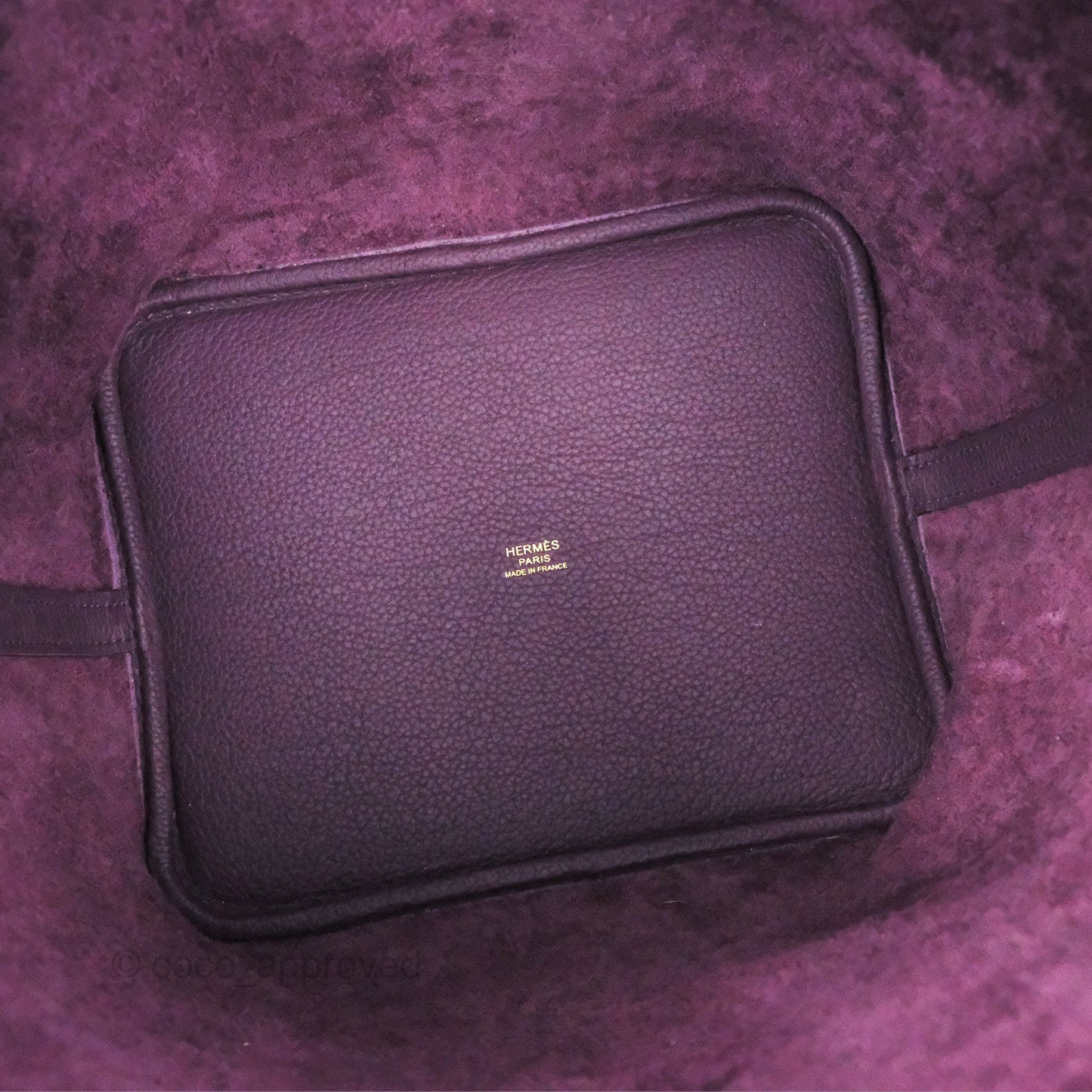 Hermès Picotin 22 Lock Cassis Taurillon Maurice Gold Hardware