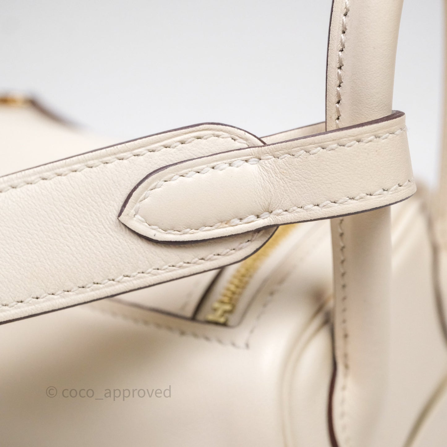 Hermès Mini Lindy 20 Nata I2 Swift Gold Hardware