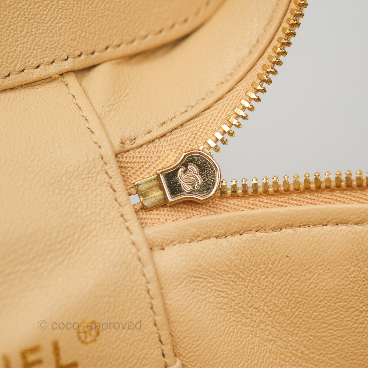 Chanel Small Quilted Top Handle Vanity Case Beige Lambskin Gold Hardware