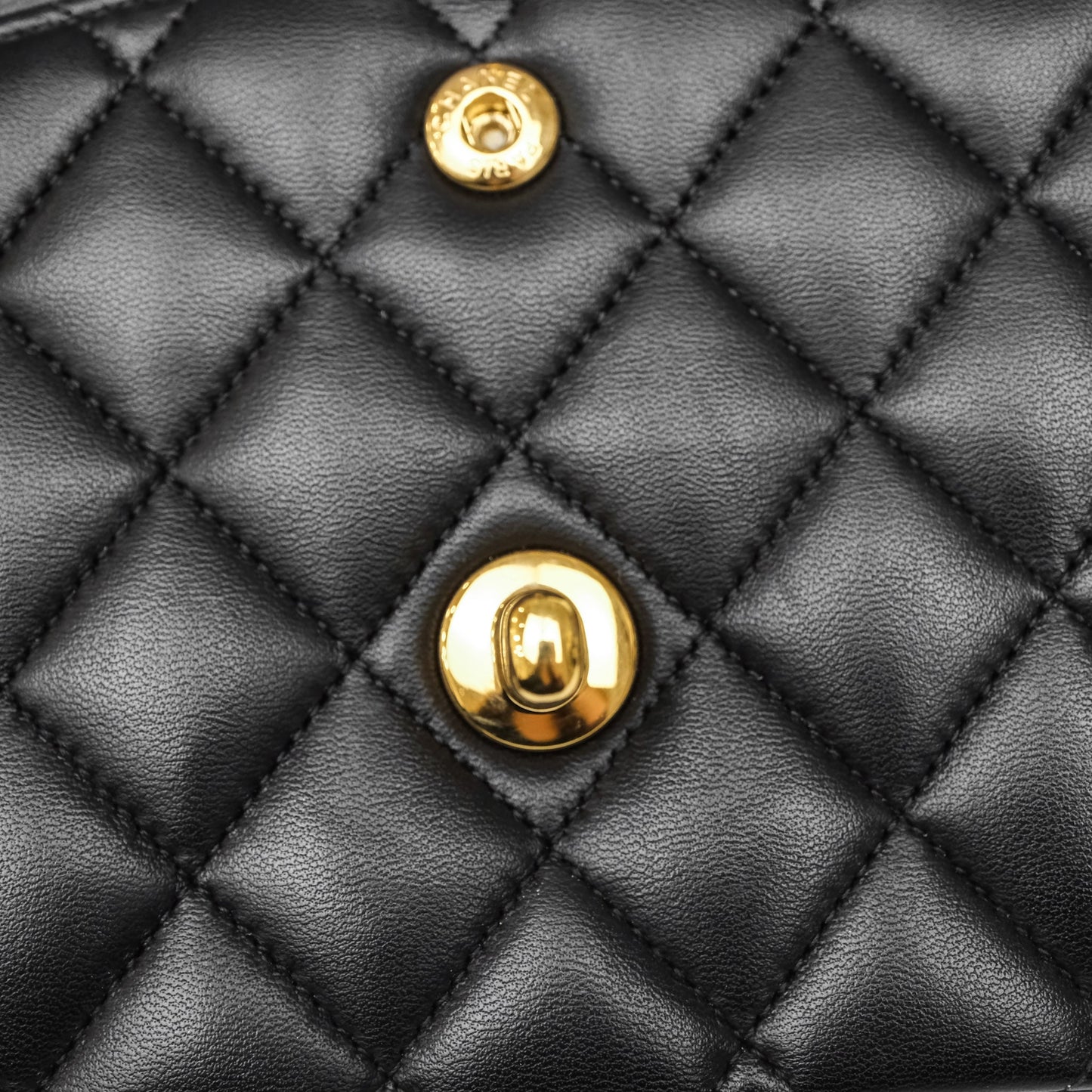 Chanel Quilted Classic M/L Medium Flap  Black Lambskin Gold Hardware