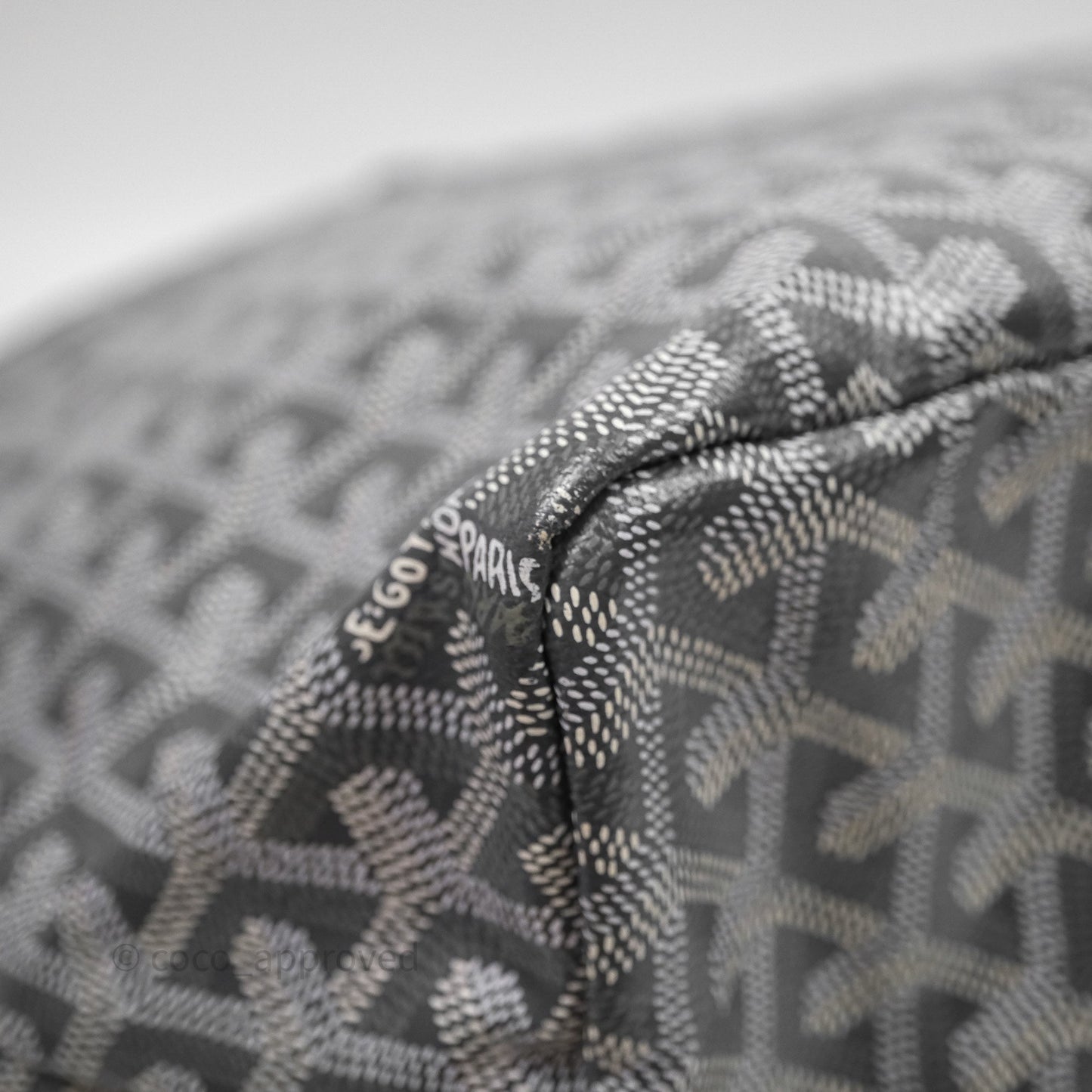 Goyard St Louis Tote PM ⁣⁣⁣⁣⁣⁣⁣⁣⁣⁣⁣⁣⁣⁣⁣⁣⁣⁣⁣⁣Grey