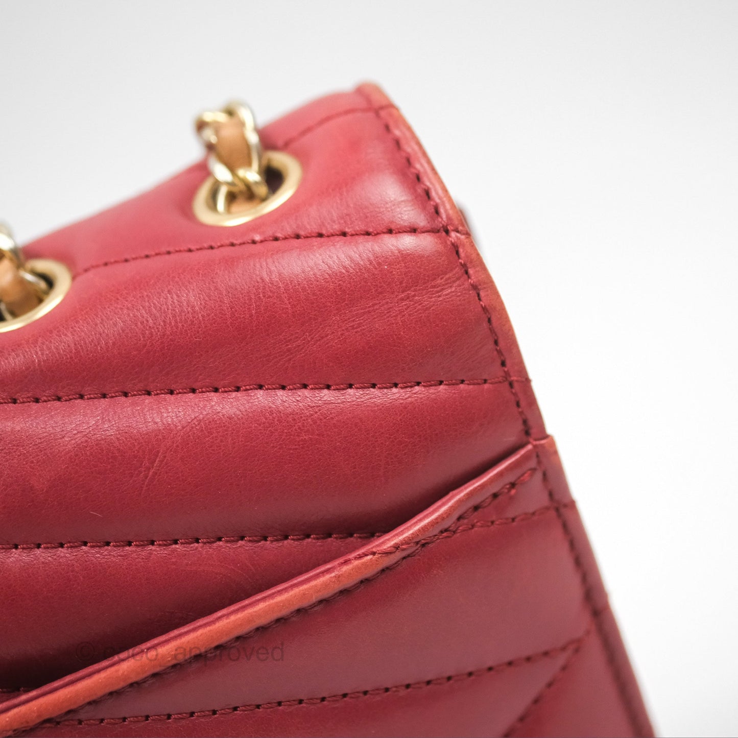 Chanel Chevron Shoulder Bag Red Calfskin Aged Gold Hardware