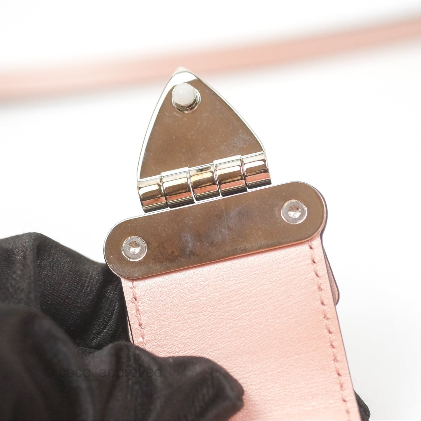 Louis Vuitton Petite Malle Rose Epi