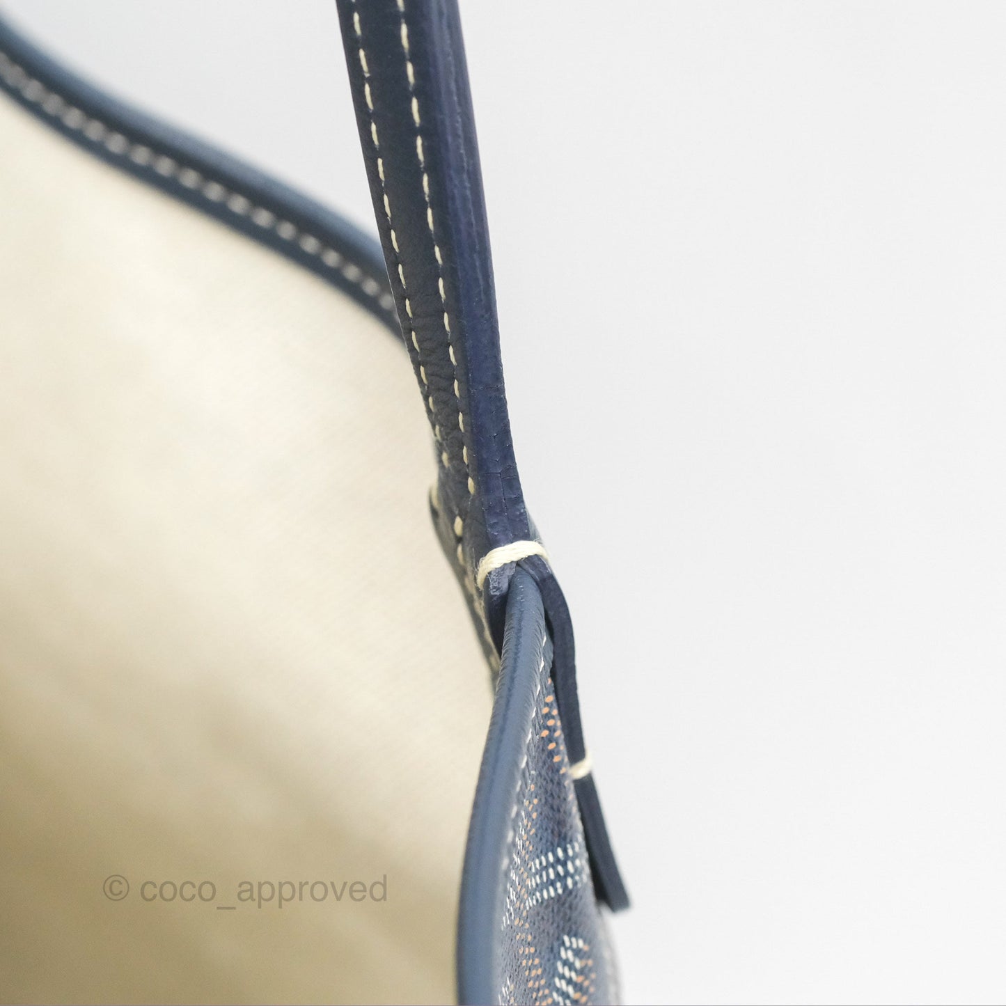 Goyard St Louis Tote PM ⁣⁣⁣⁣⁣⁣⁣⁣⁣⁣⁣⁣⁣⁣⁣⁣⁣⁣⁣⁣Navy