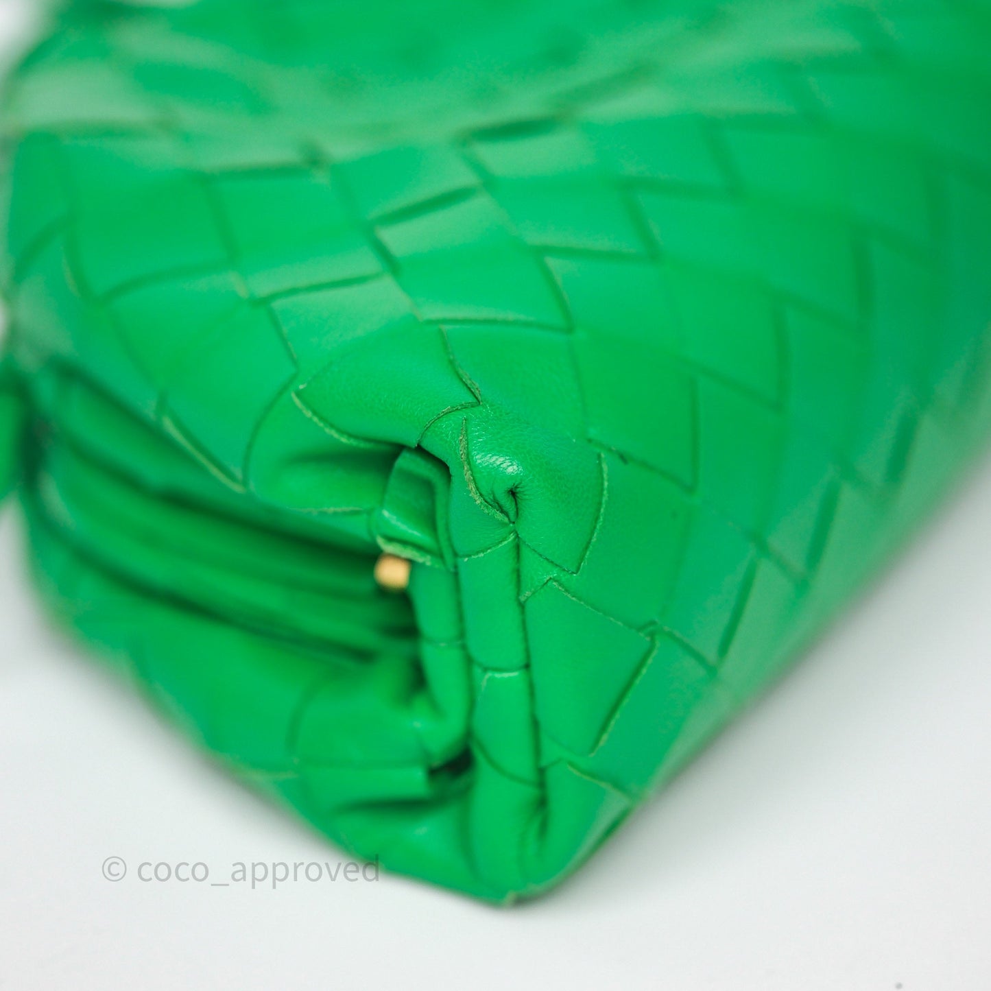 Bottega Veneta Mini Pouch Green Intrecciato Lambskin