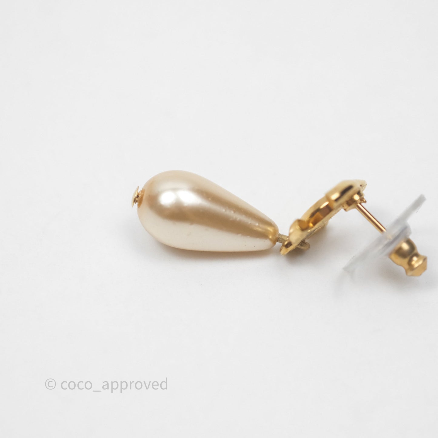 Chanel CC Drop Pearl Earrings Gold Tone 20A
