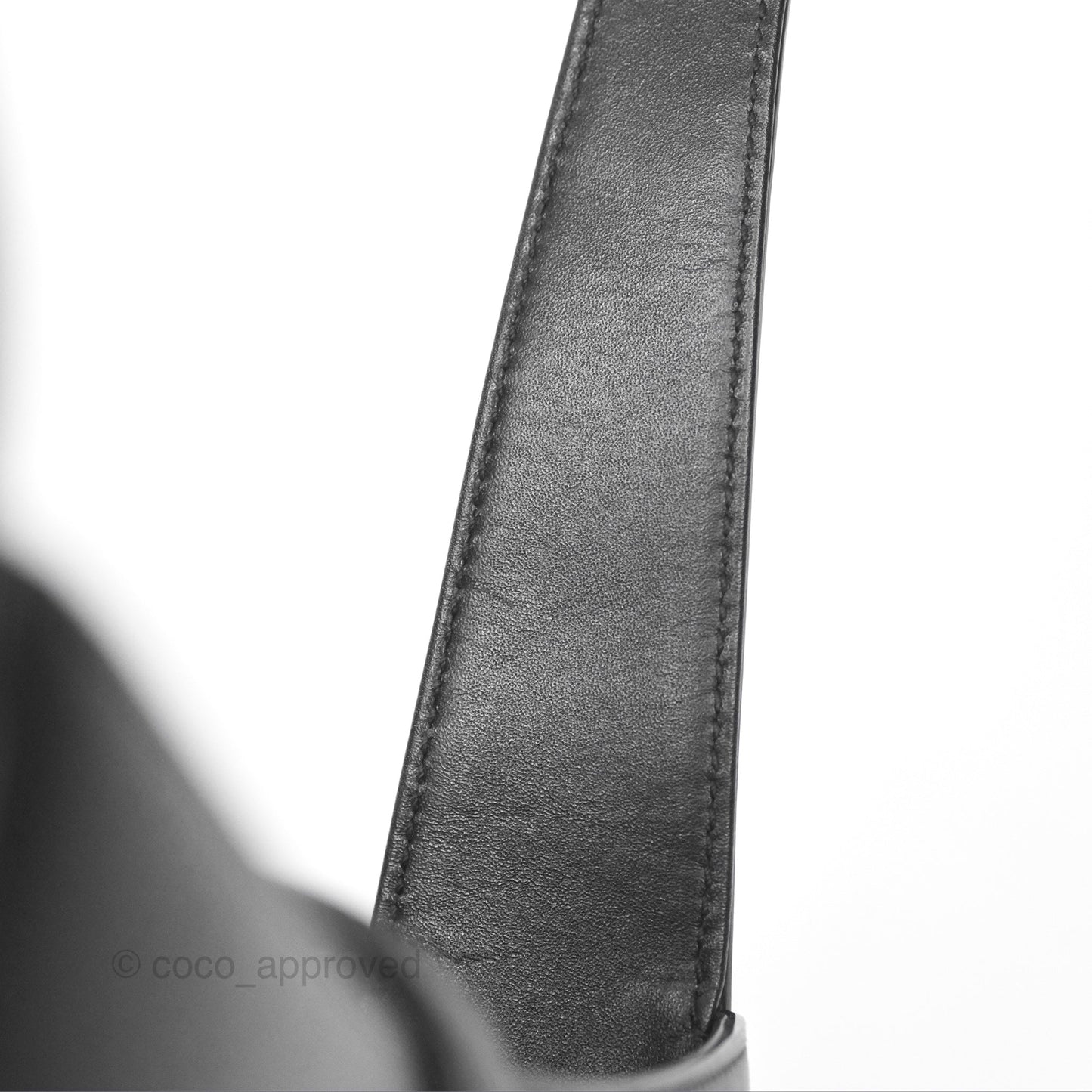 Saint Laurent ‘Le 5 a 7’ Hobo Bag Black Smooth Calfskin