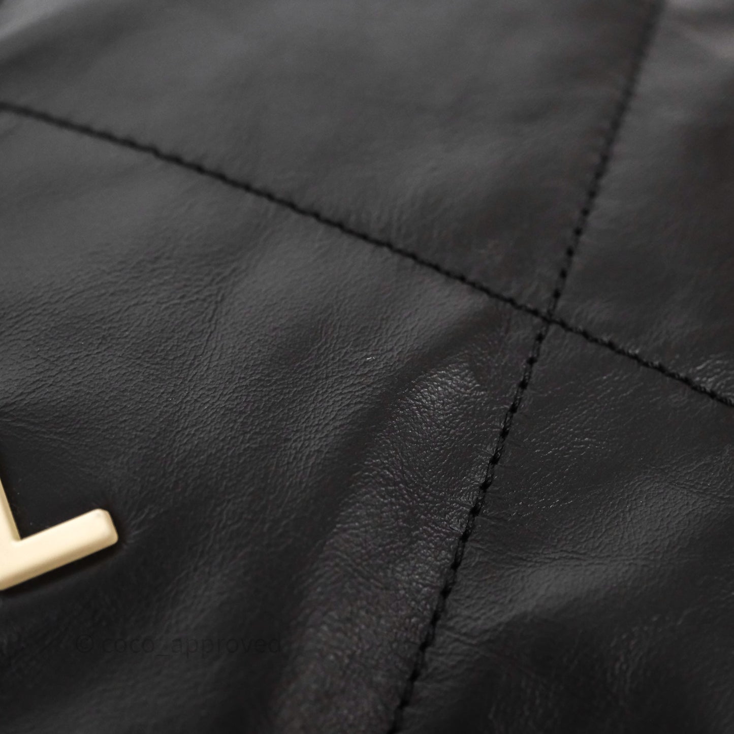 Chanel 22 Medium Black Crumpled Calfskin Aged Gold Hardware