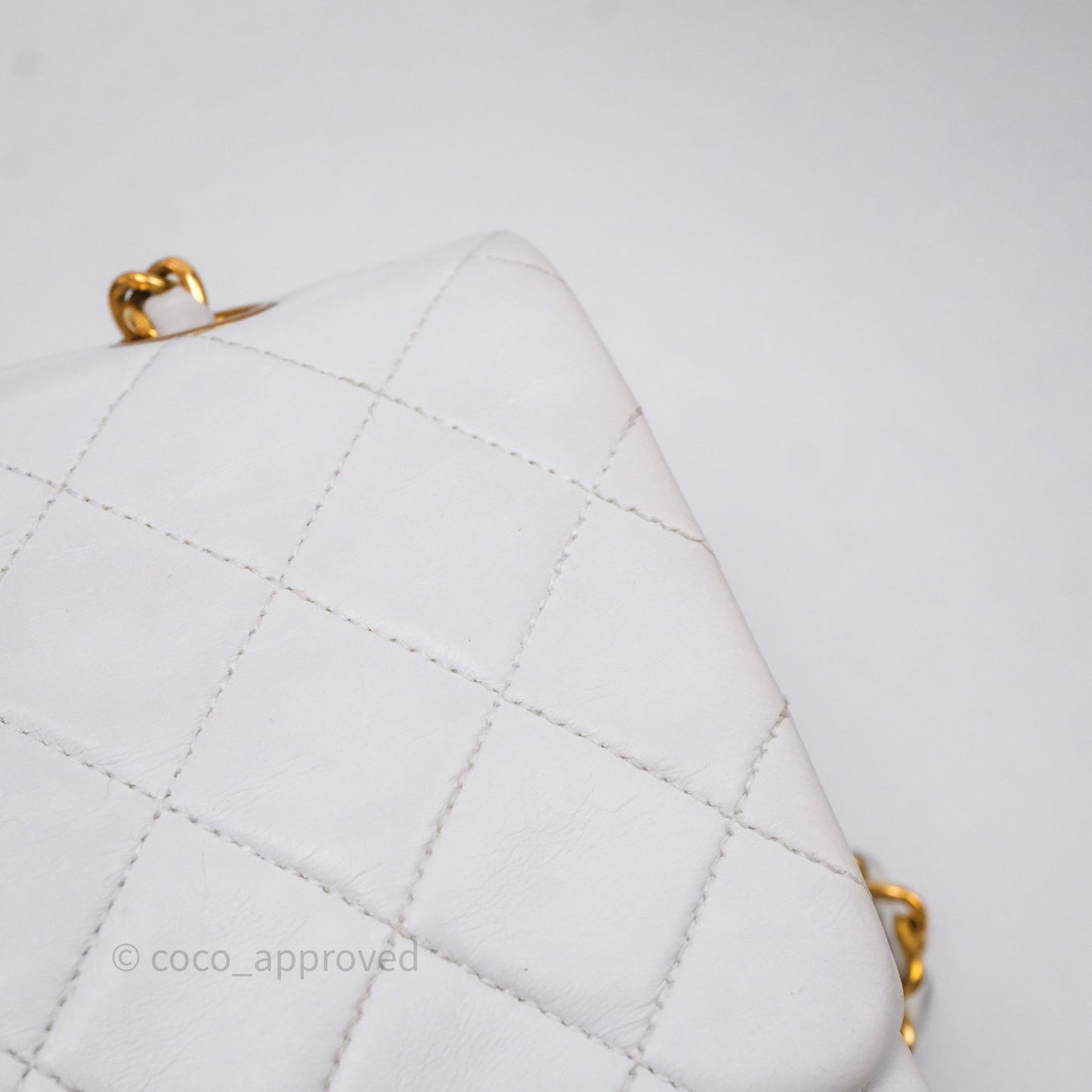 Chanel Classic Vintage Double Flap M/L White Lambskin 24K Gold Hardware