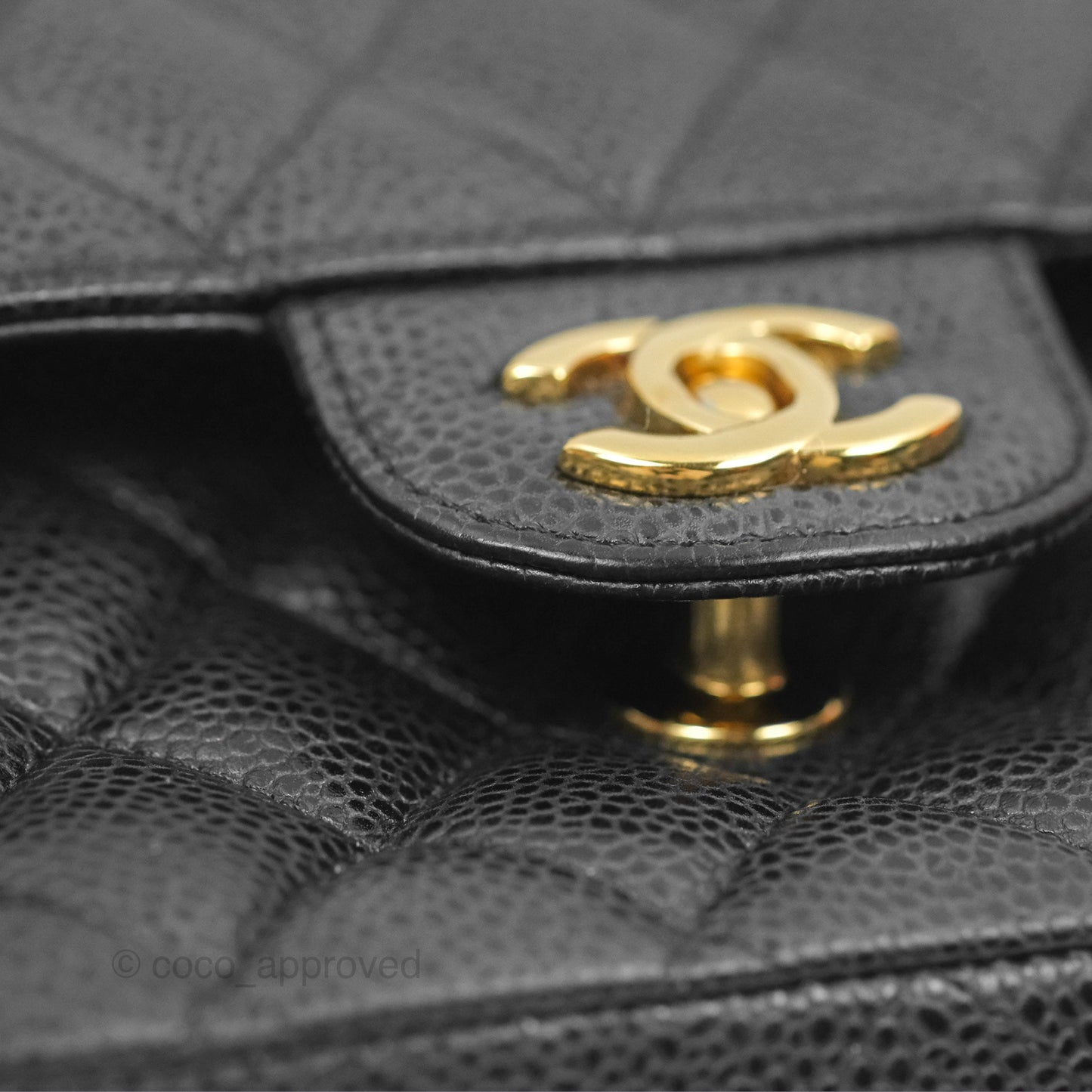 Chanel Classic M/L Medium Flap Quilted Black Caviar Gold Hardware