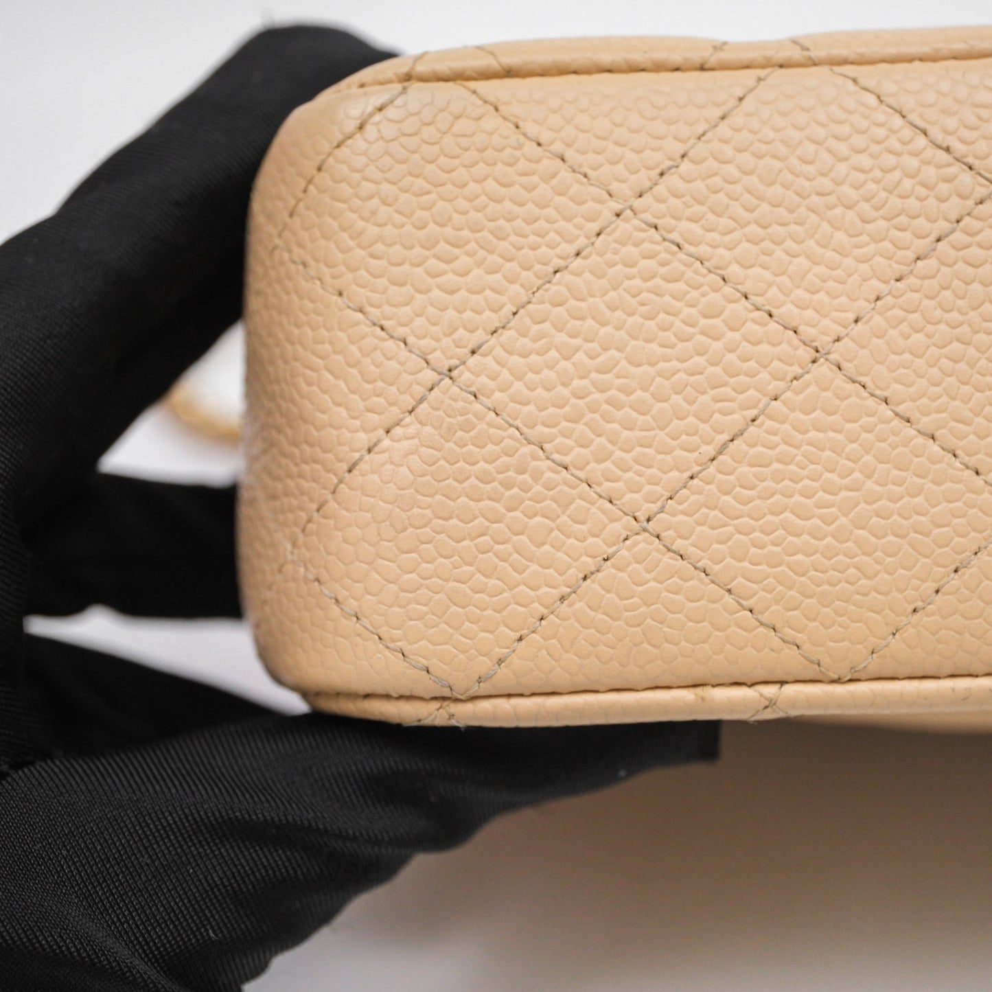Chanel M/L Medium Classic Flap Quilted Beige Caviar Gold Hardware