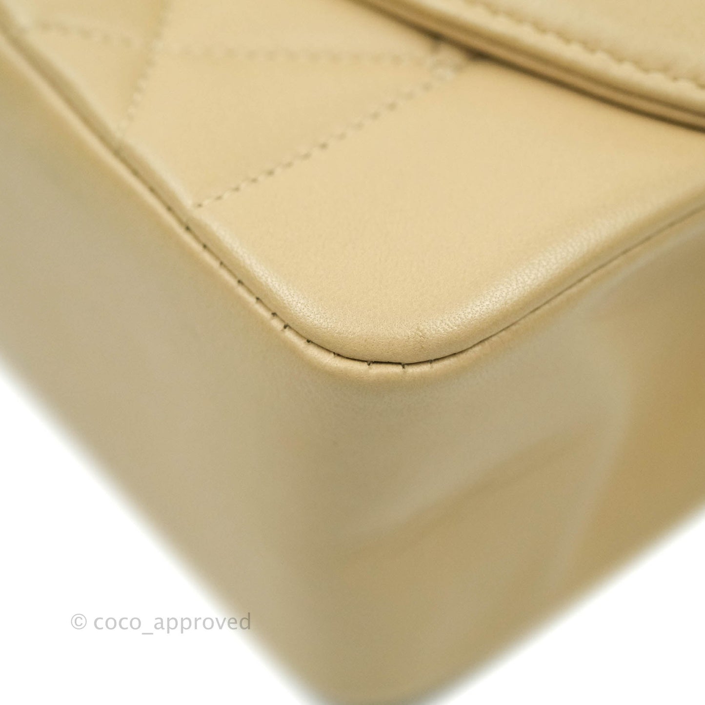 Chanel Vintage Small Quilted Classic Diana Flap Bag Beige Lambskin 24K Gold Hardware