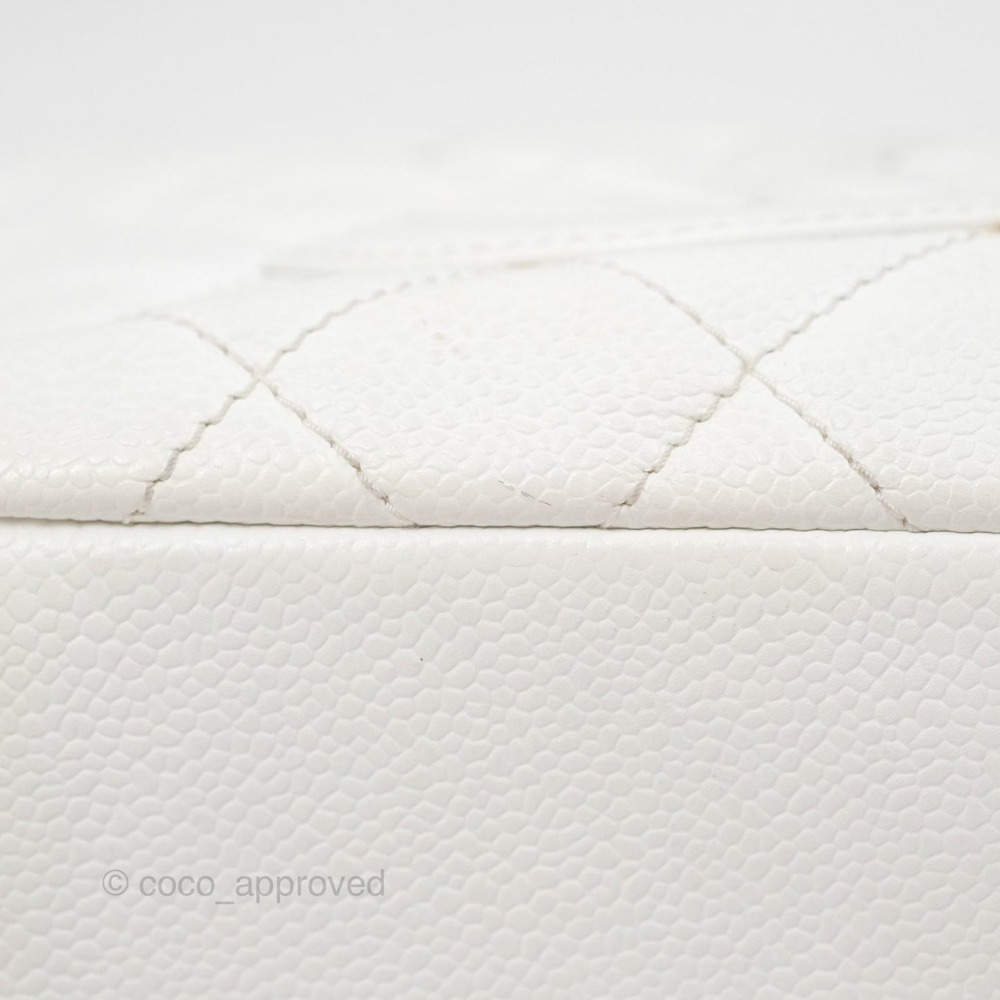 Chanel Vintage CC Quilted Shoulder Bag White Caviar Gold Hardware