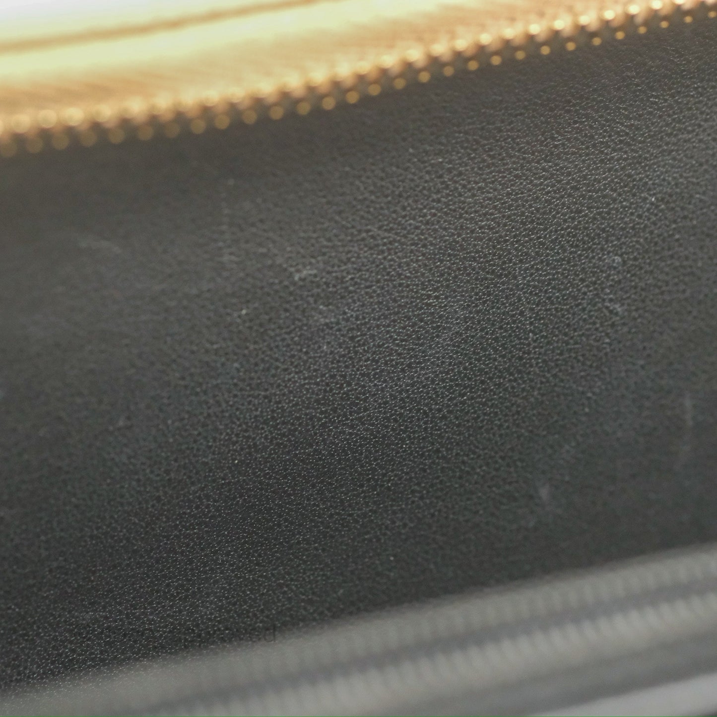 Chanel Quilted Medium CC Filigree Vanity Case Black Beige Caviar Gold Hardware