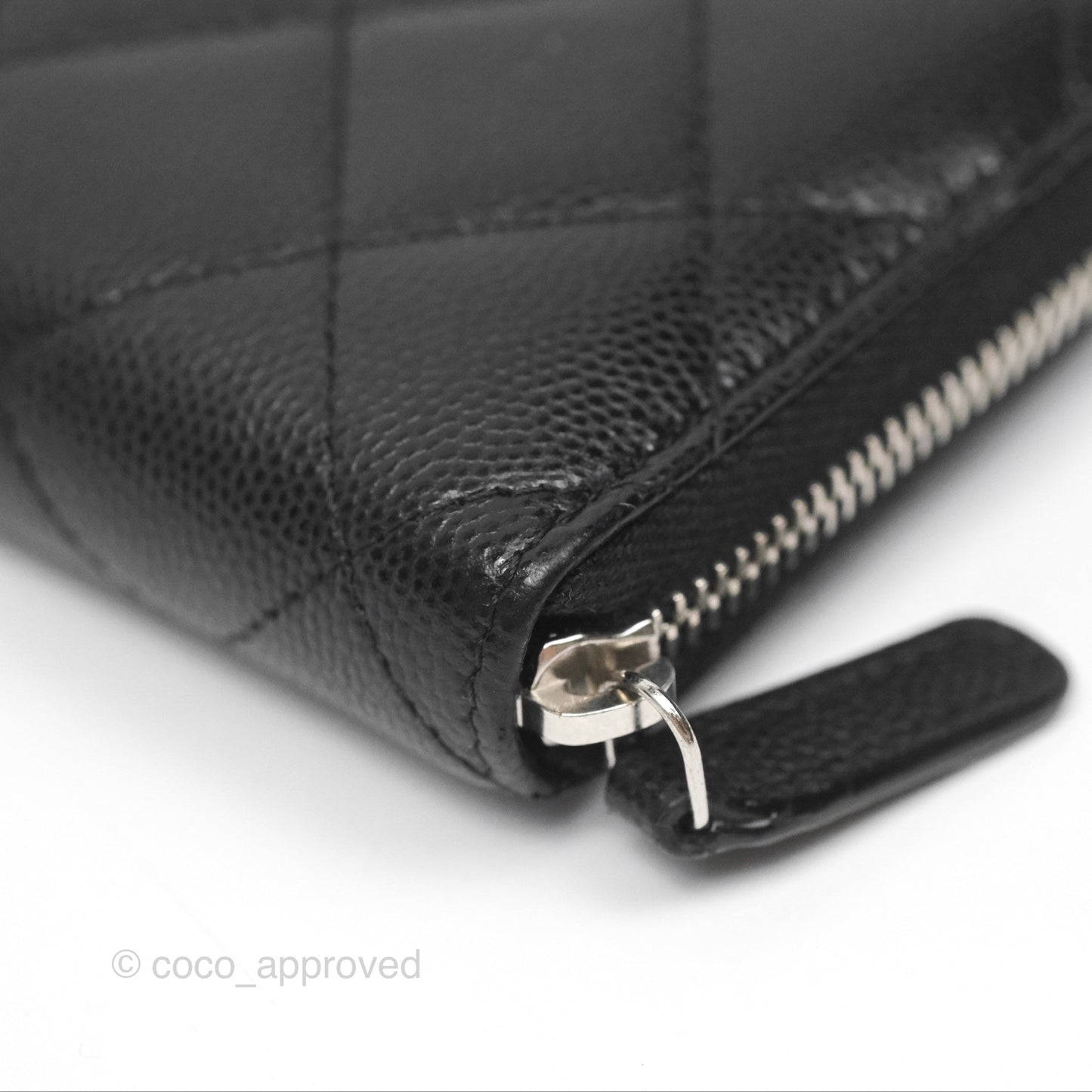 Chanel Zipped Coin Purse Black Caviar White CC Silver Hardware