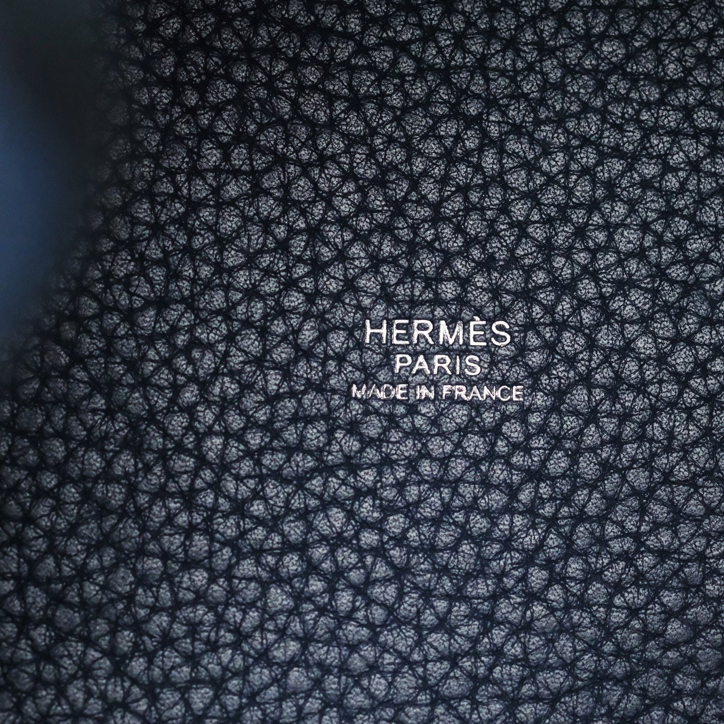Hermès Picotin 22 Bleu Nuit 2Z Clemence Palladium Hardware