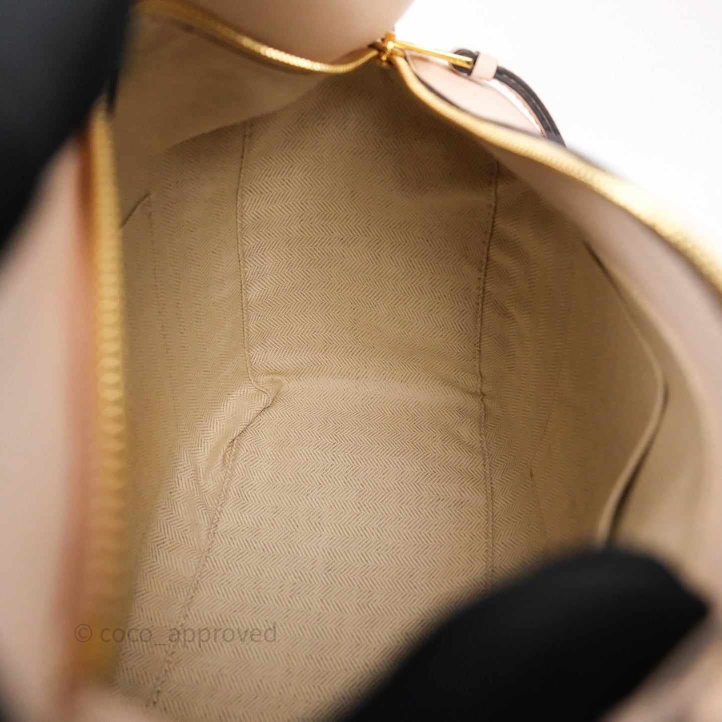 Loewe Medium Puzzle Bag Blush Pink Suede Calfskin