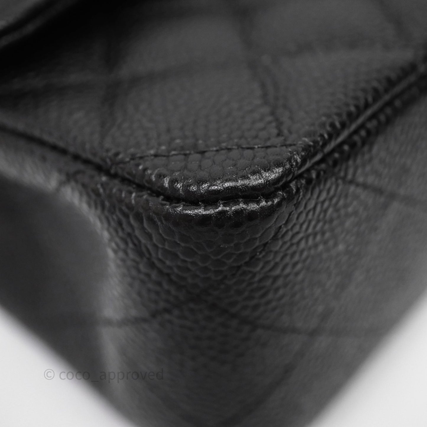 Chanel Classic M/L Medium Flap Quilted Black Caviar Gold Hardware