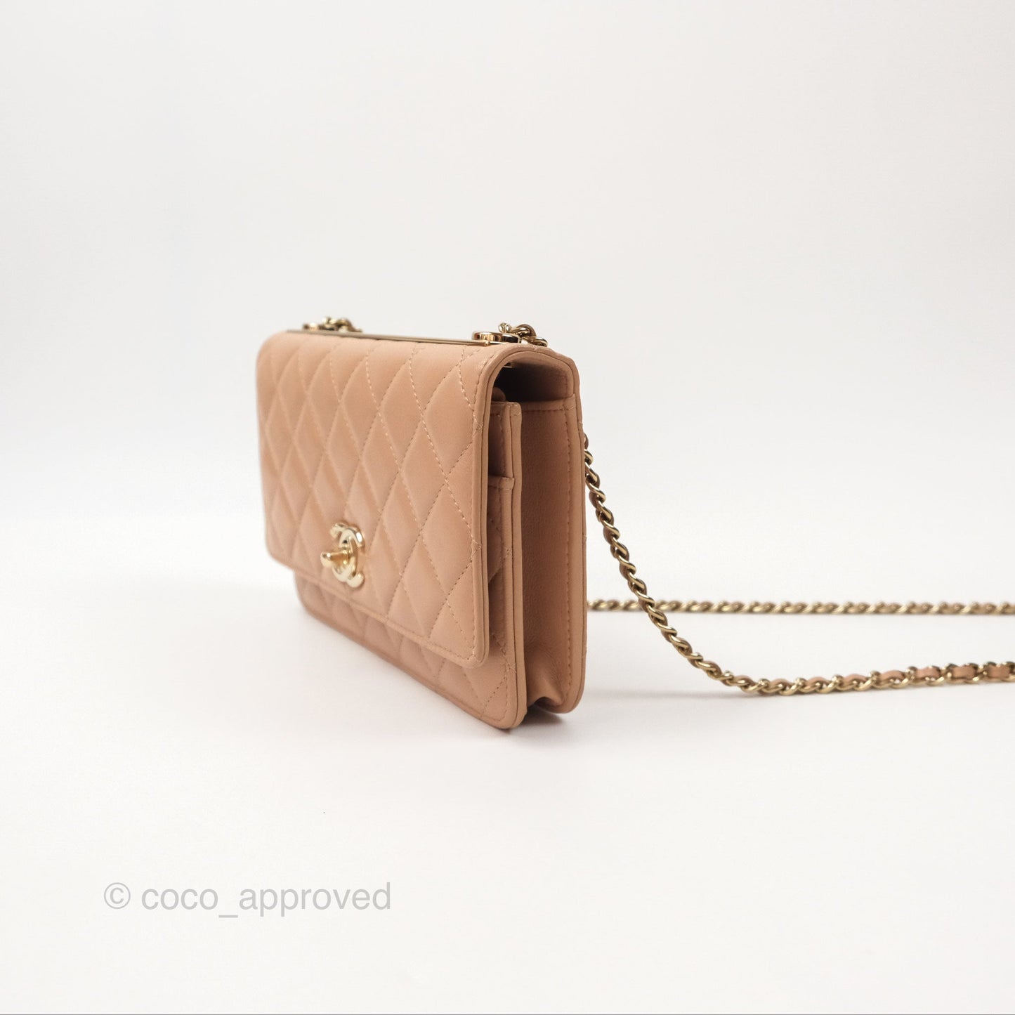 Chanel Trendy CC WOC Quilted Beige Lambskin Gold Hardware