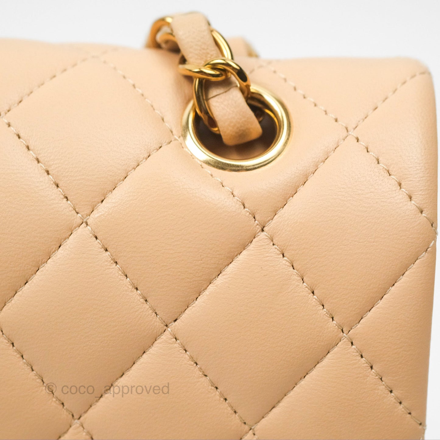 Chanel Classic M/L Medium Flap Quilted Beige Lambskin Gold Hardware