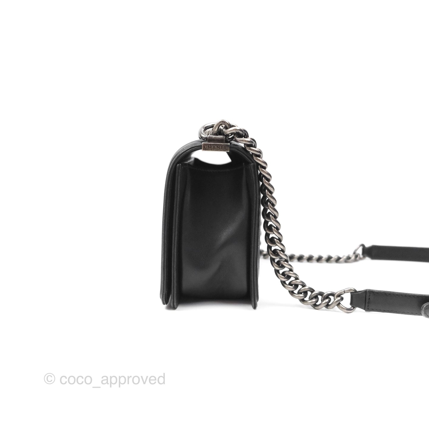 Chanel Quilted Medium Boy Black Lambskin Ruthenium Hardware