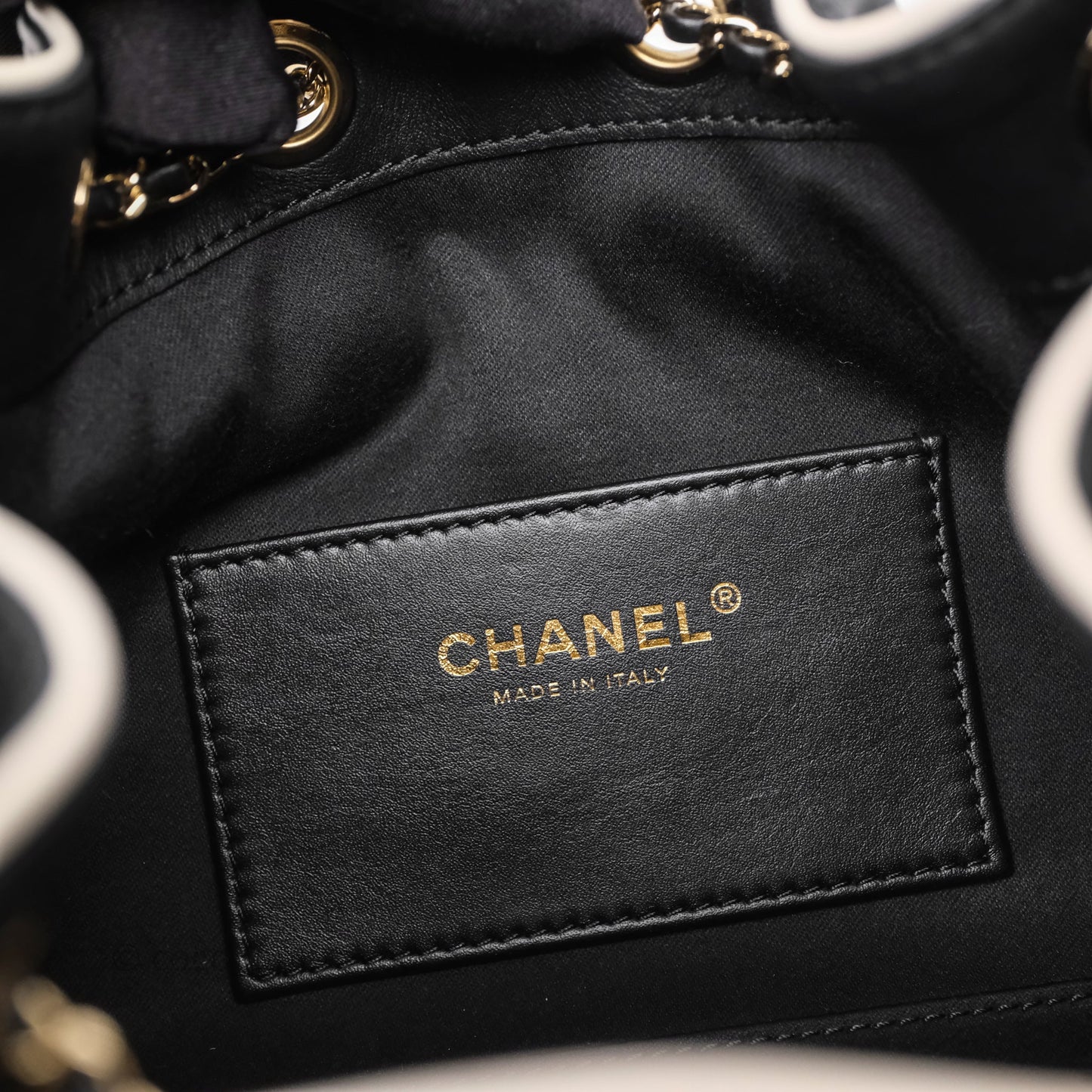 Chanel 25 Mini Bag Black/ White Calfskin Gold Hardware