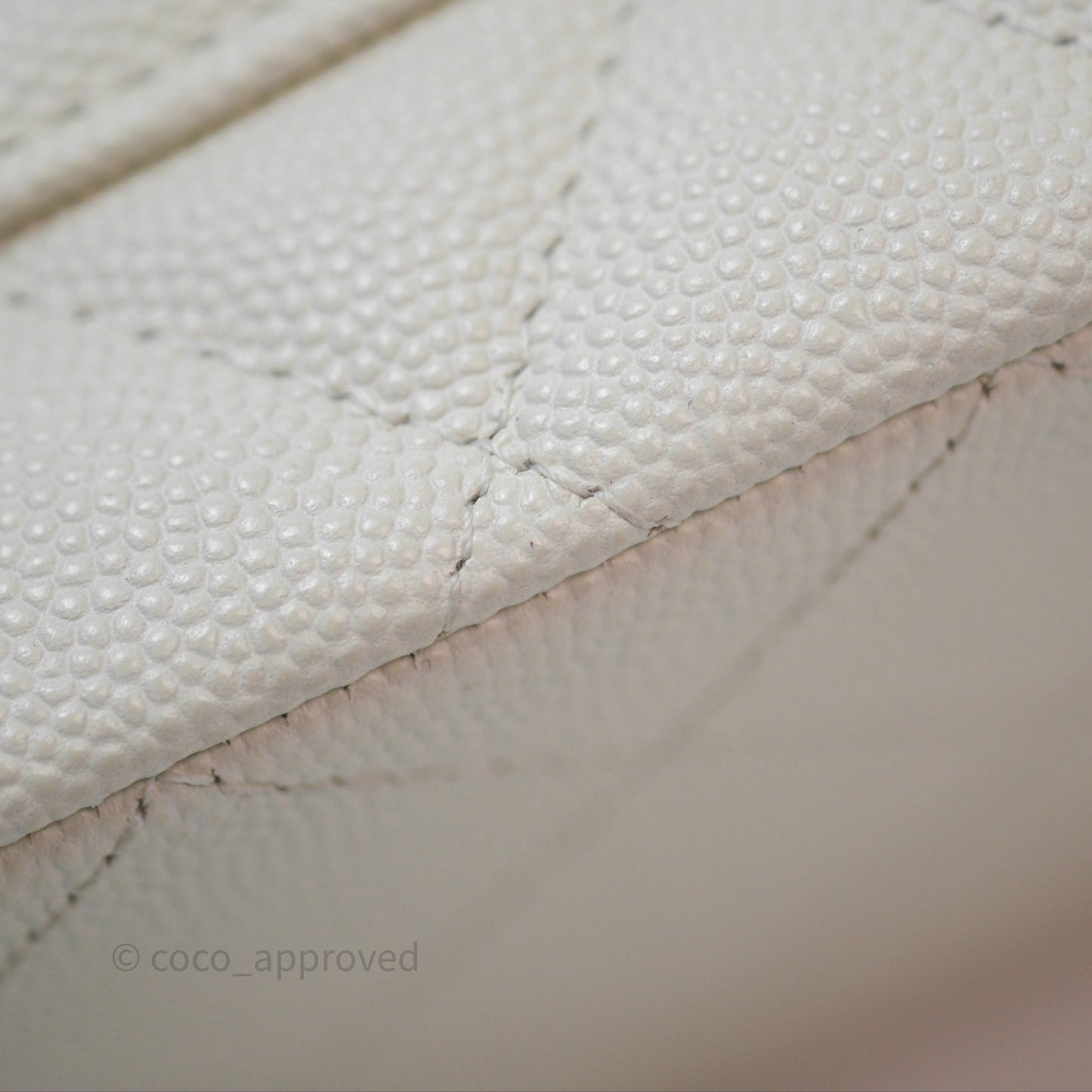 Chanel M/L Medium Classic Flap Quilted White Caviar Gold Hardware